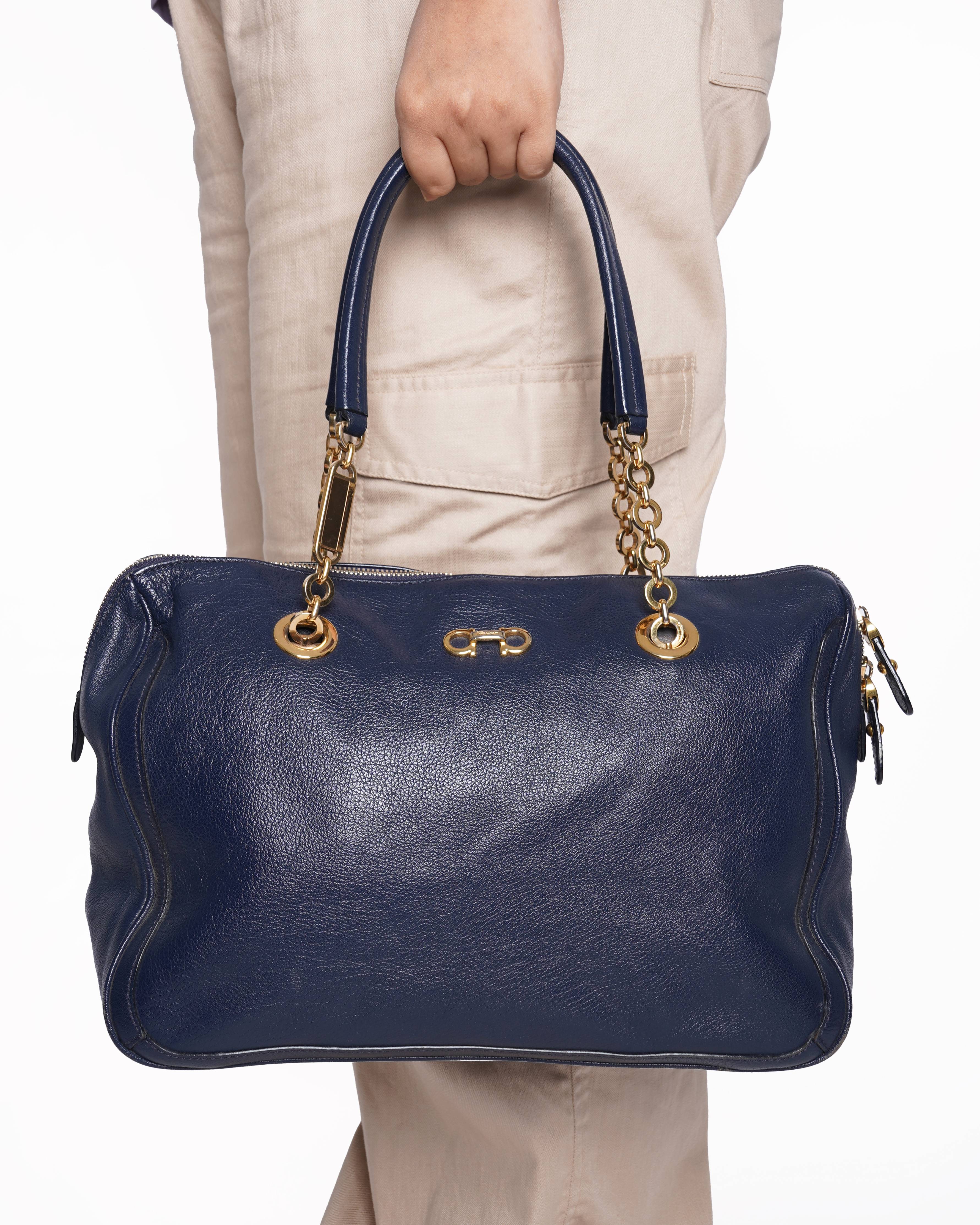 Salvatore ferragamo blue leather Fanya chain tote Bag