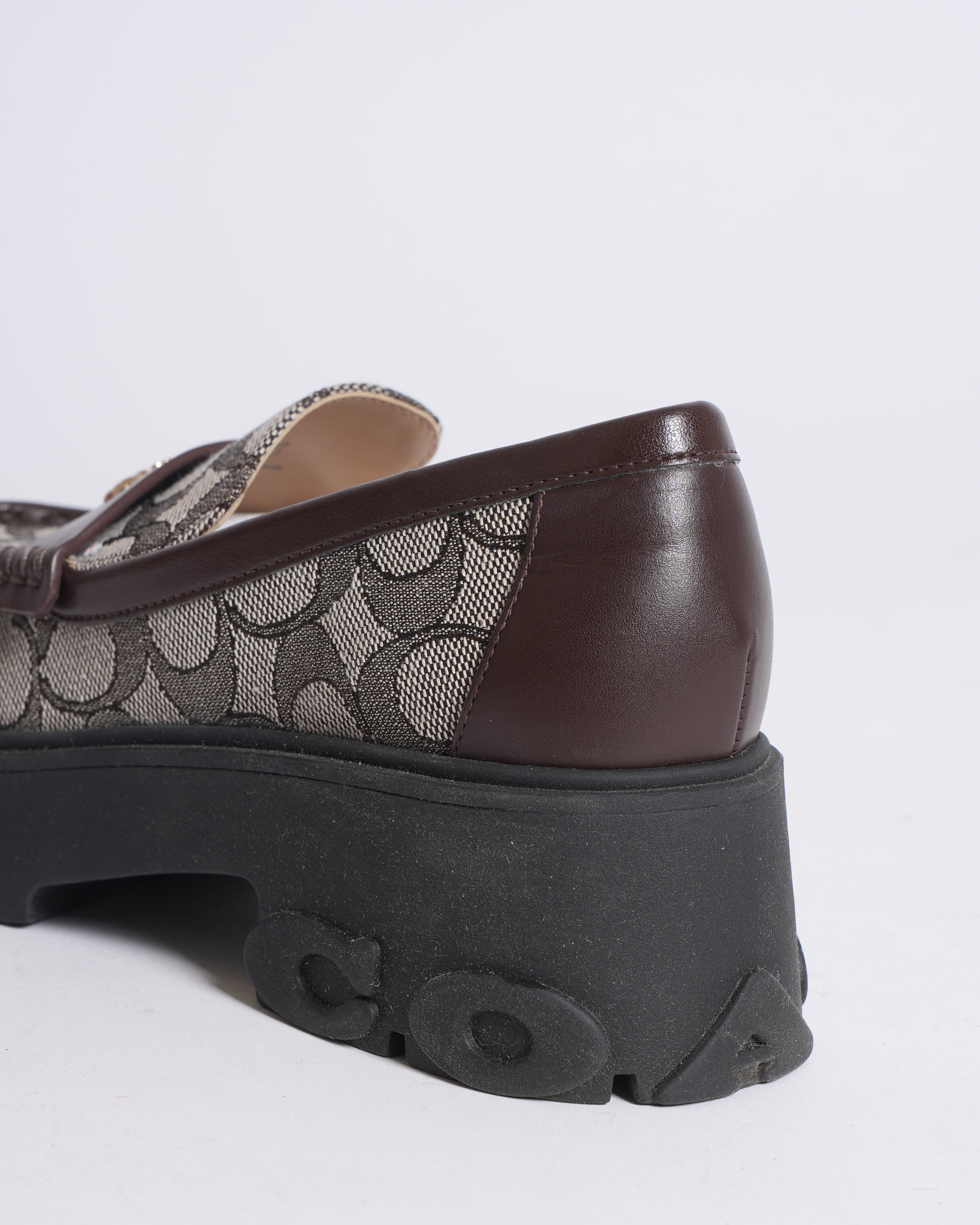 New Coach Ruthie Sig Loafer For Women's