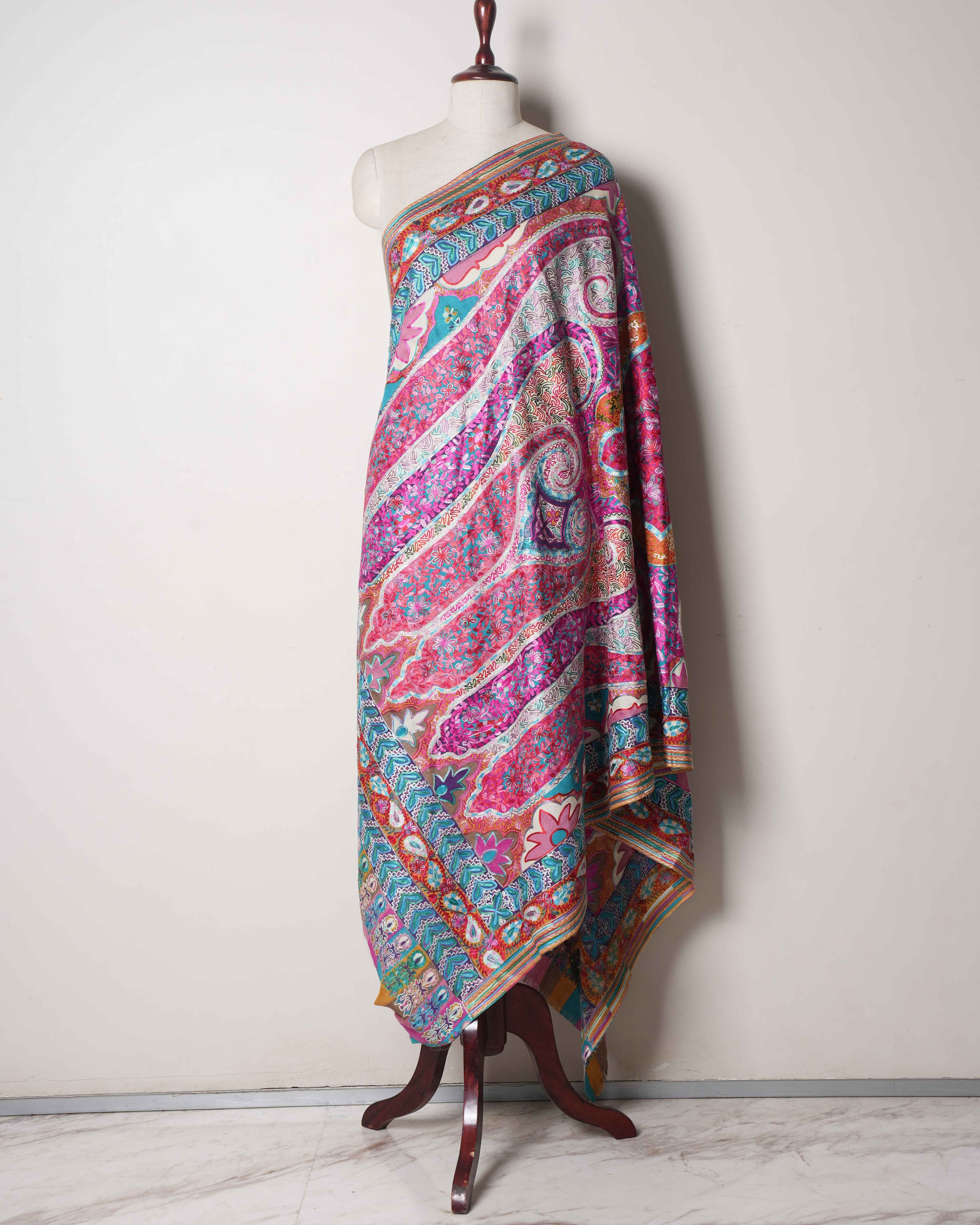 New Ahujasons Paisley Detailed Woolen Shawl