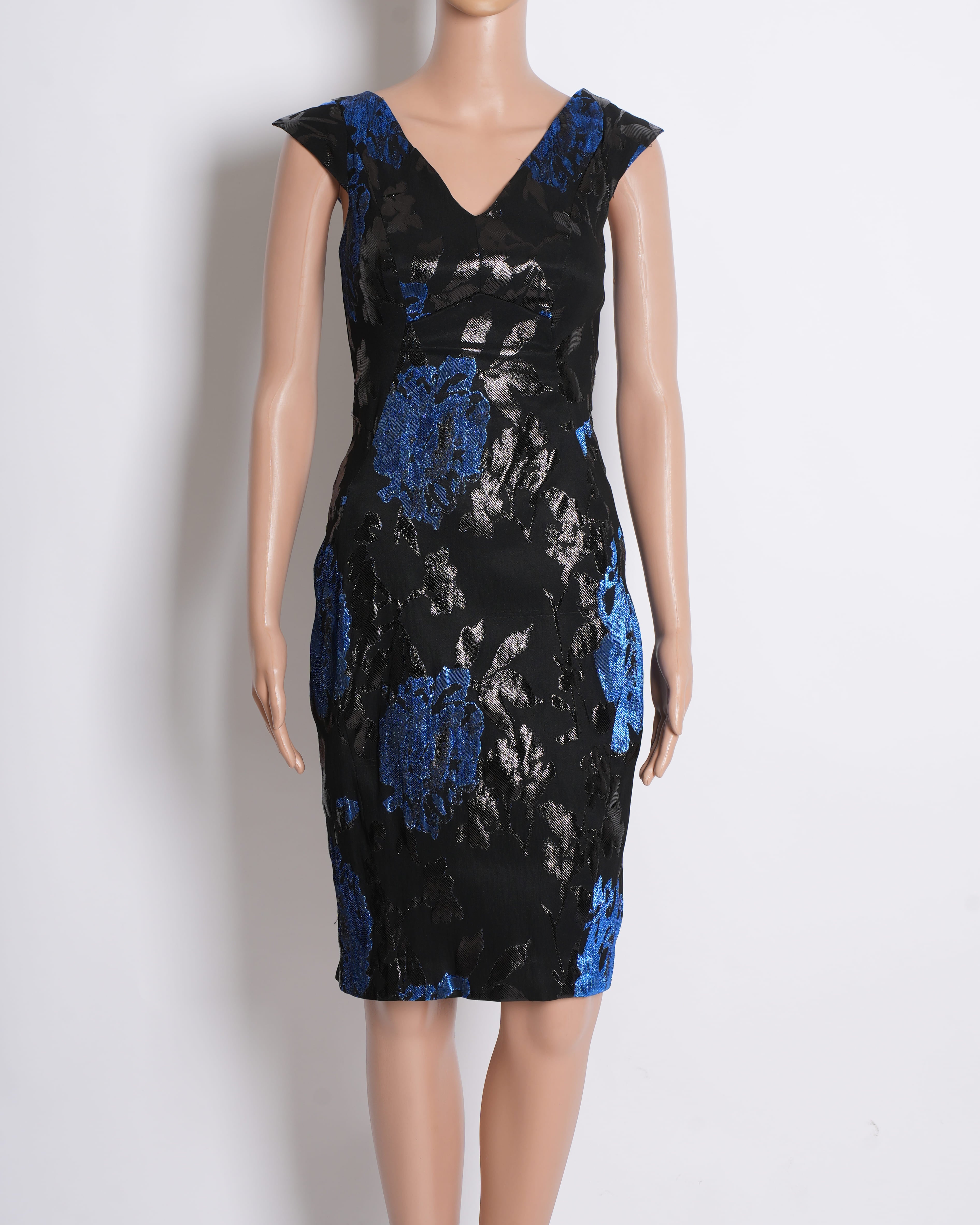 Yoana Baraschi Floral Formfit Dress in V-Neck