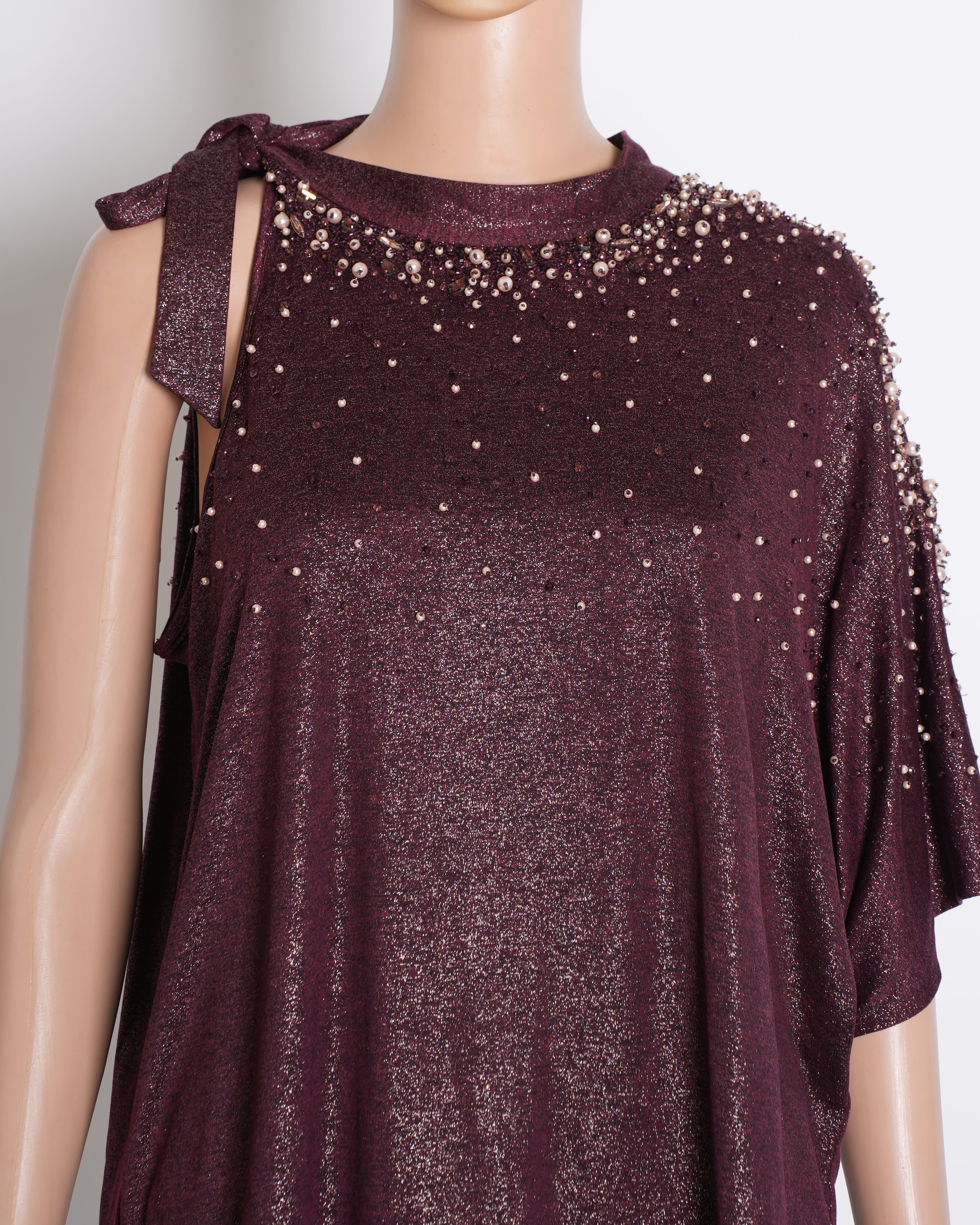 Rana Gill Single Shoulder Top In Metallic Maroon