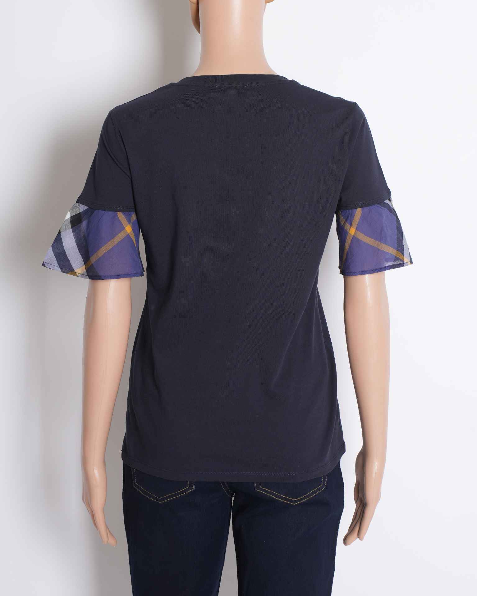 Burberry women's t-shirt in navy blue