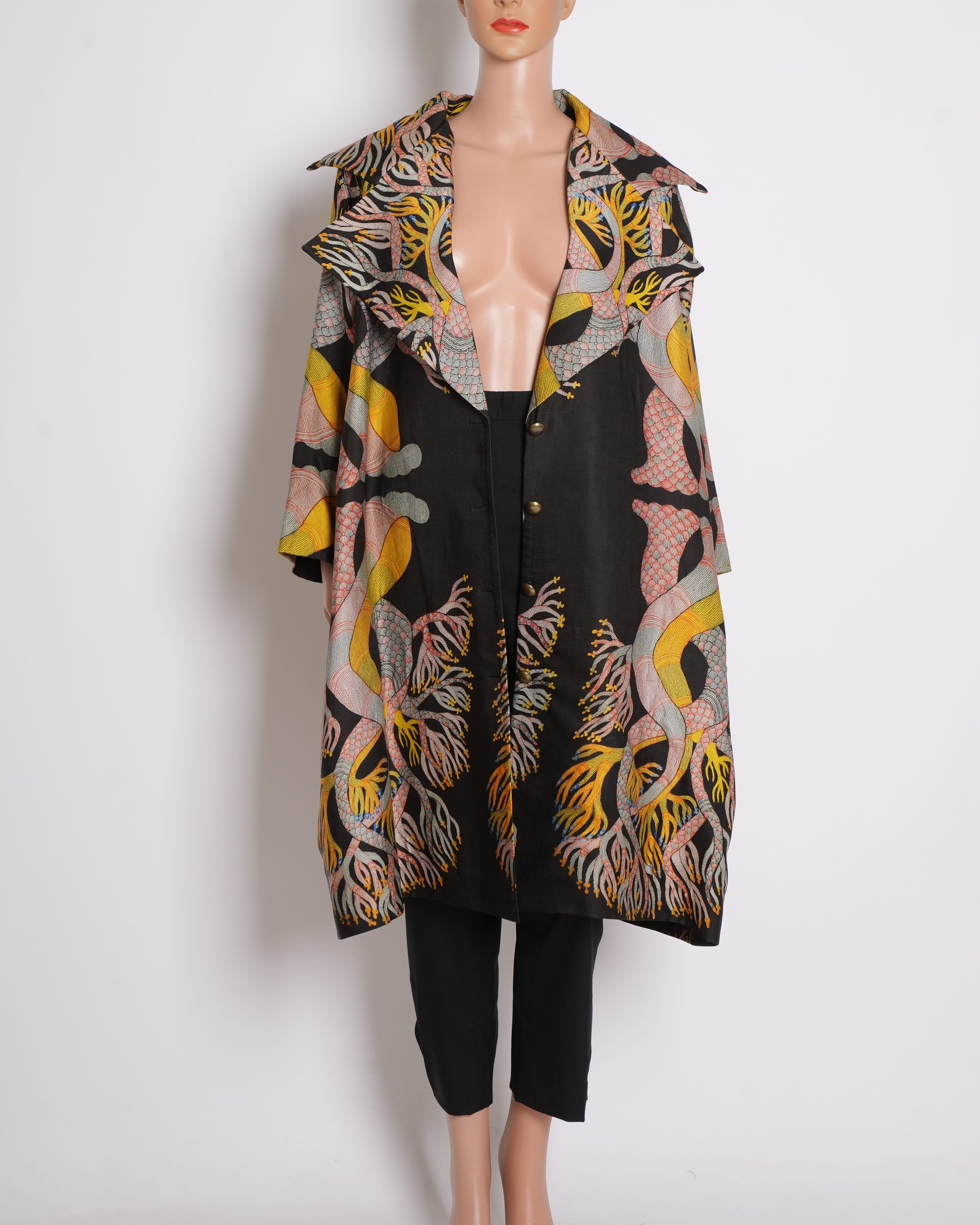 Aarti Vijay Gupta Printed Jacket In Black Base