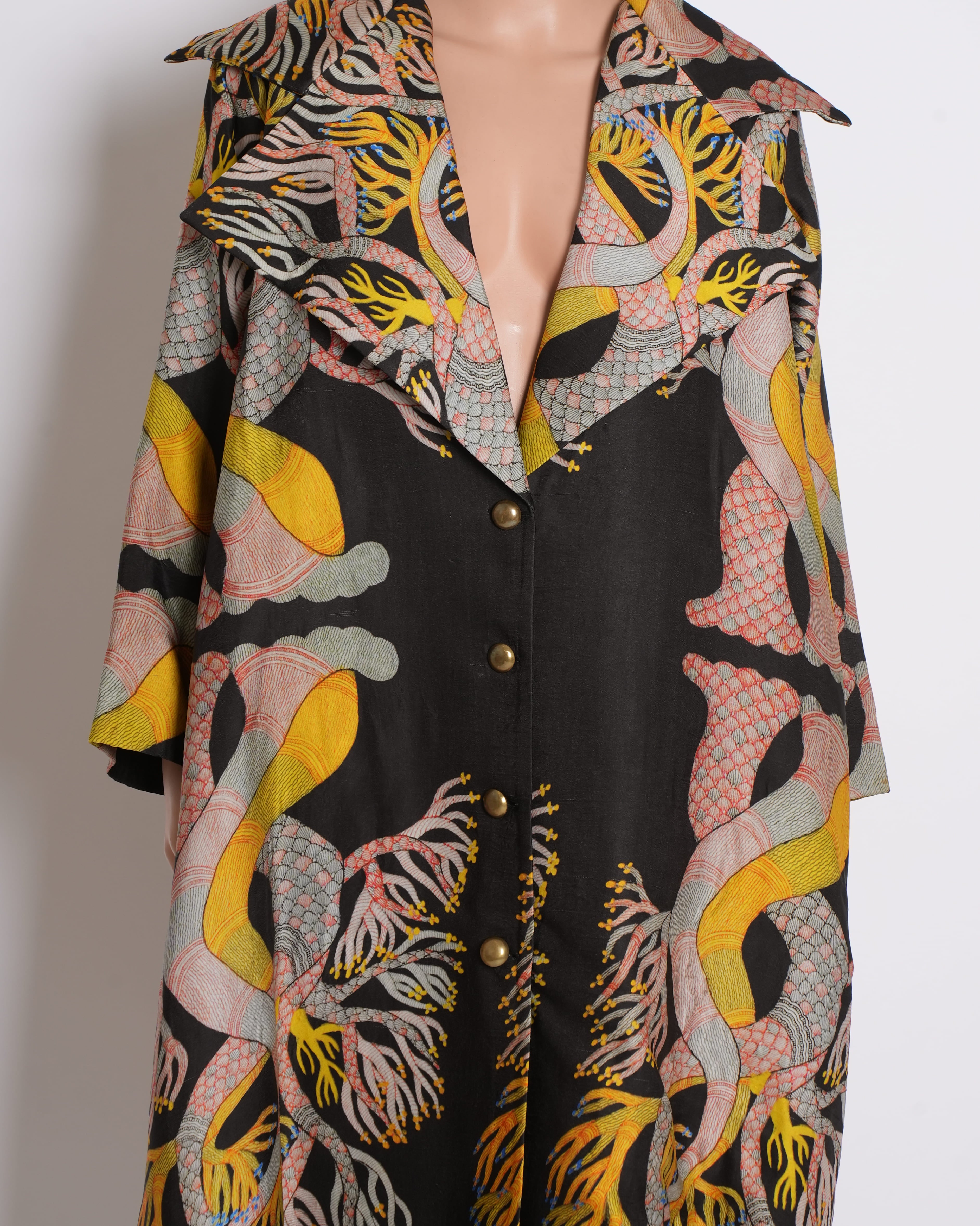 Aarti Vijay Gupta Printed Jacket In Black Base