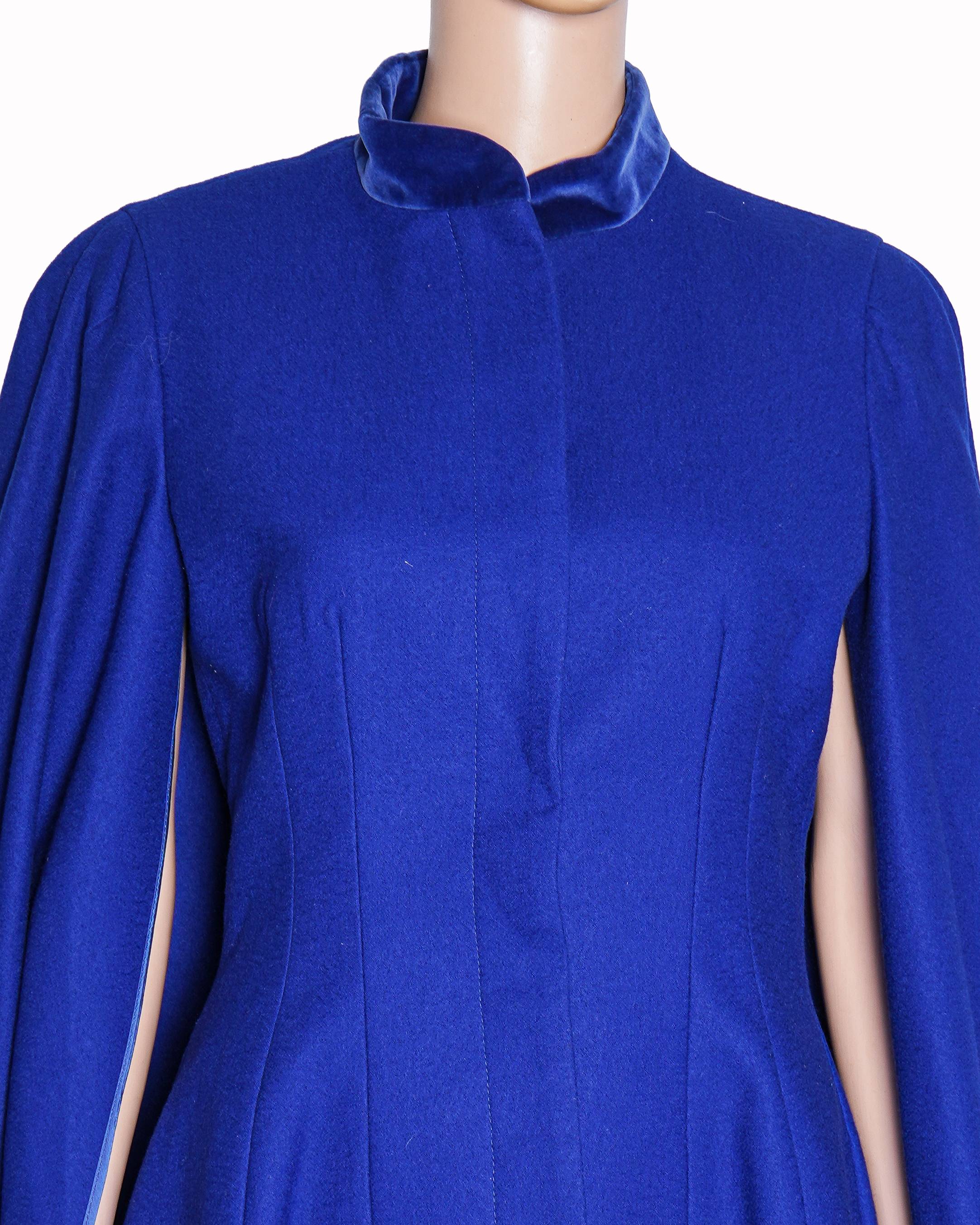 Alexander McQueen Velvet Jacket In Electric Blue