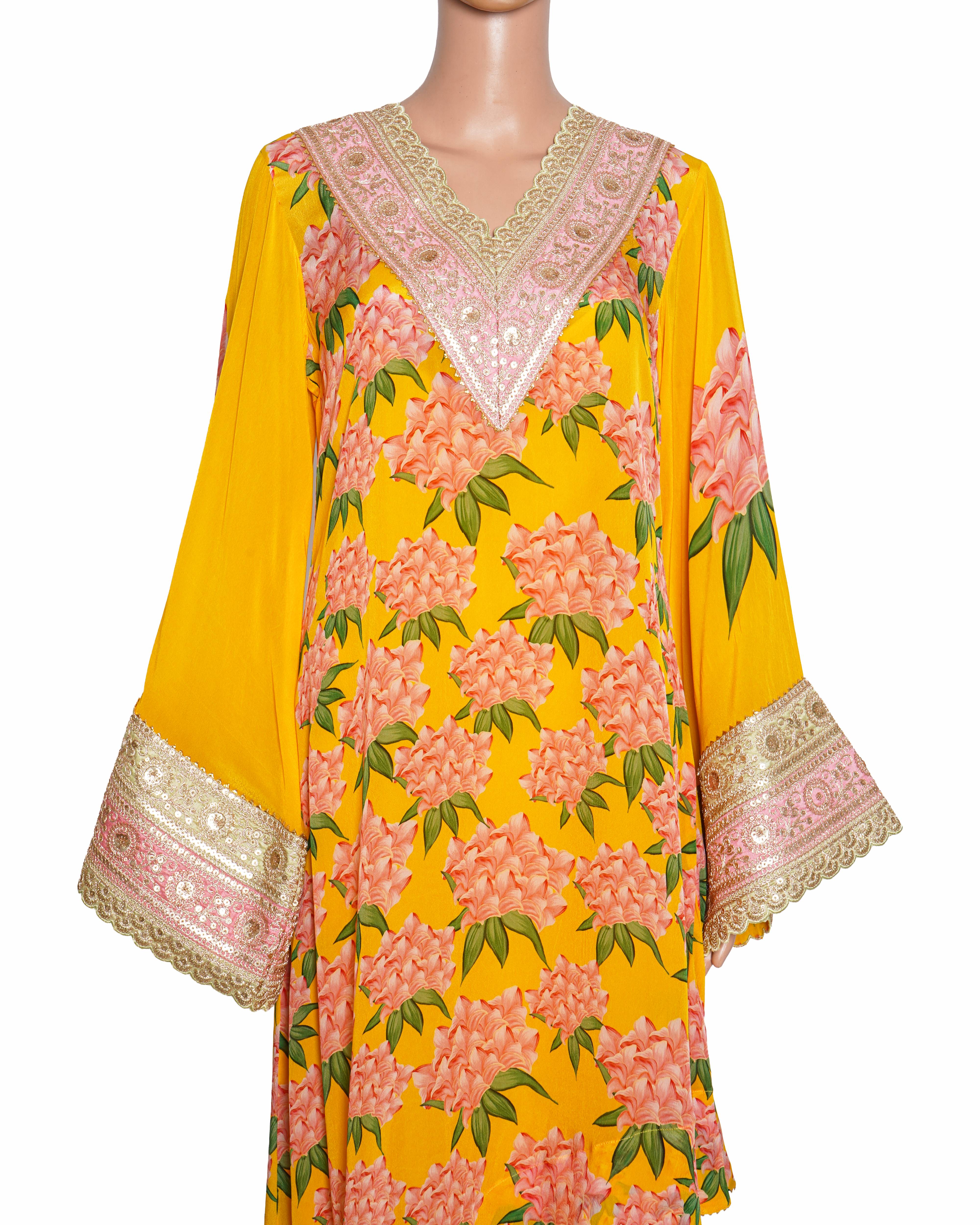 Masaba Crepe Printed Kaftan Set Of 2 In Yellow