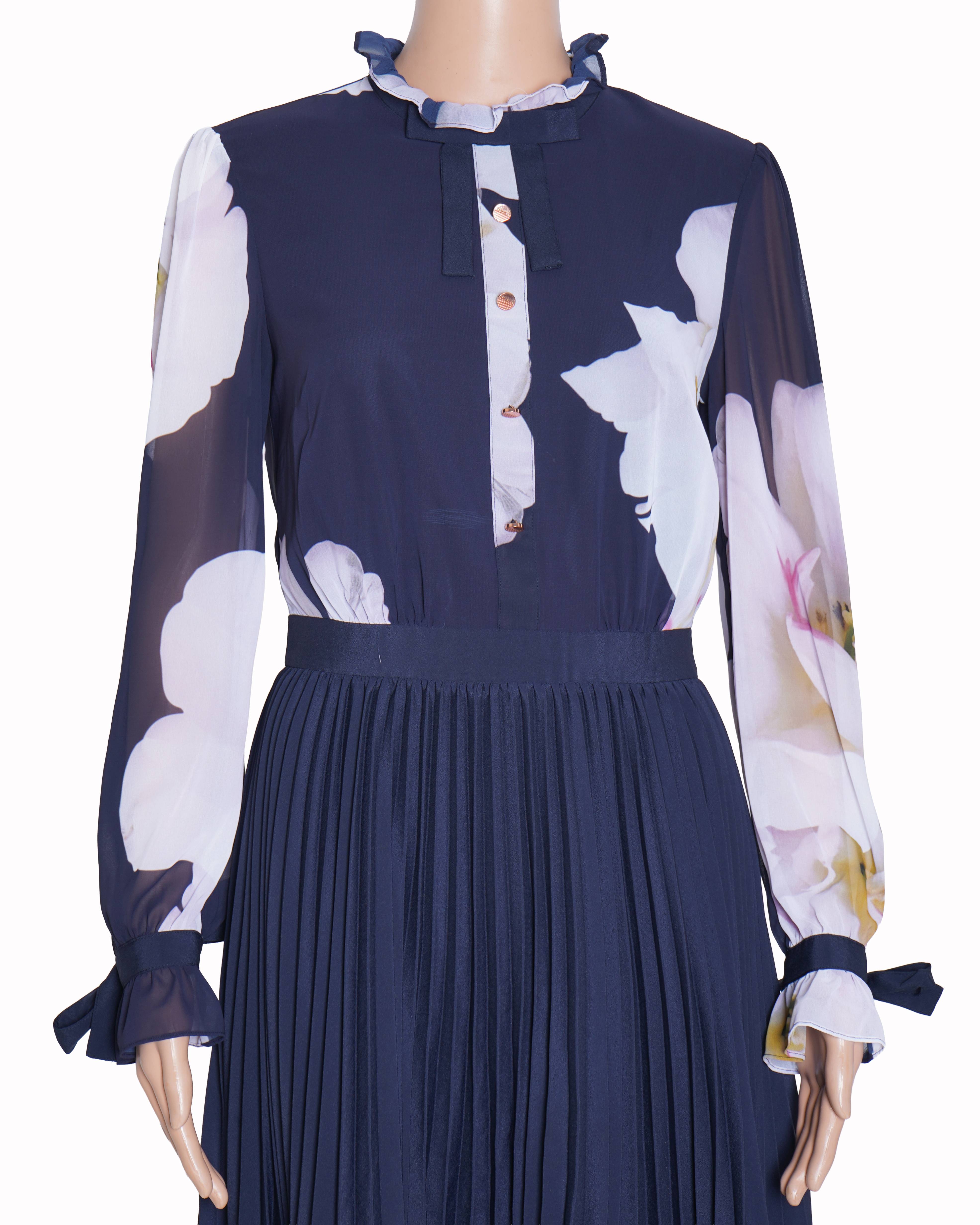 Ted Baker
ELLONA gardenia dress