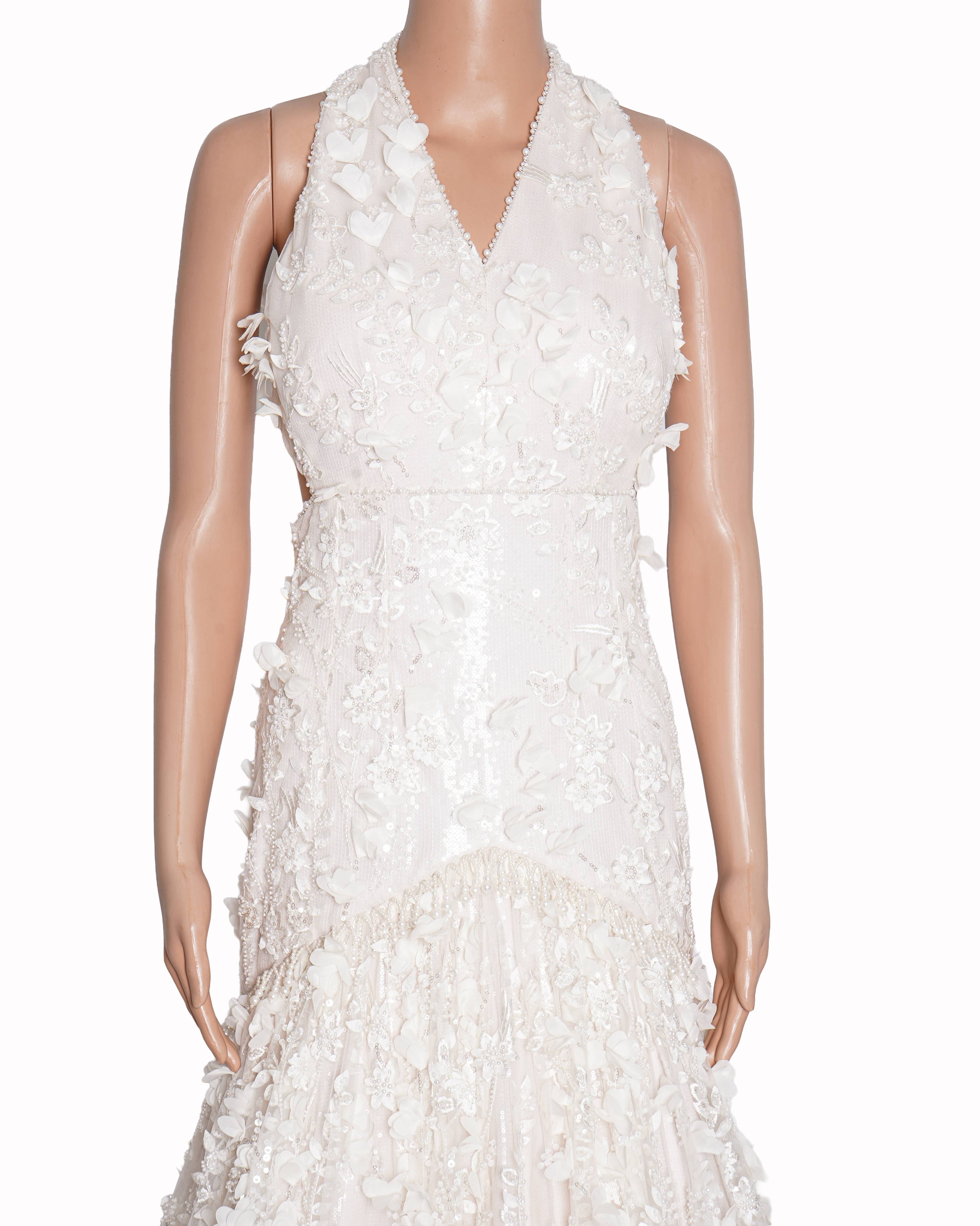 Tarun & Tahiliani
Pearl Fit & Flare Gown