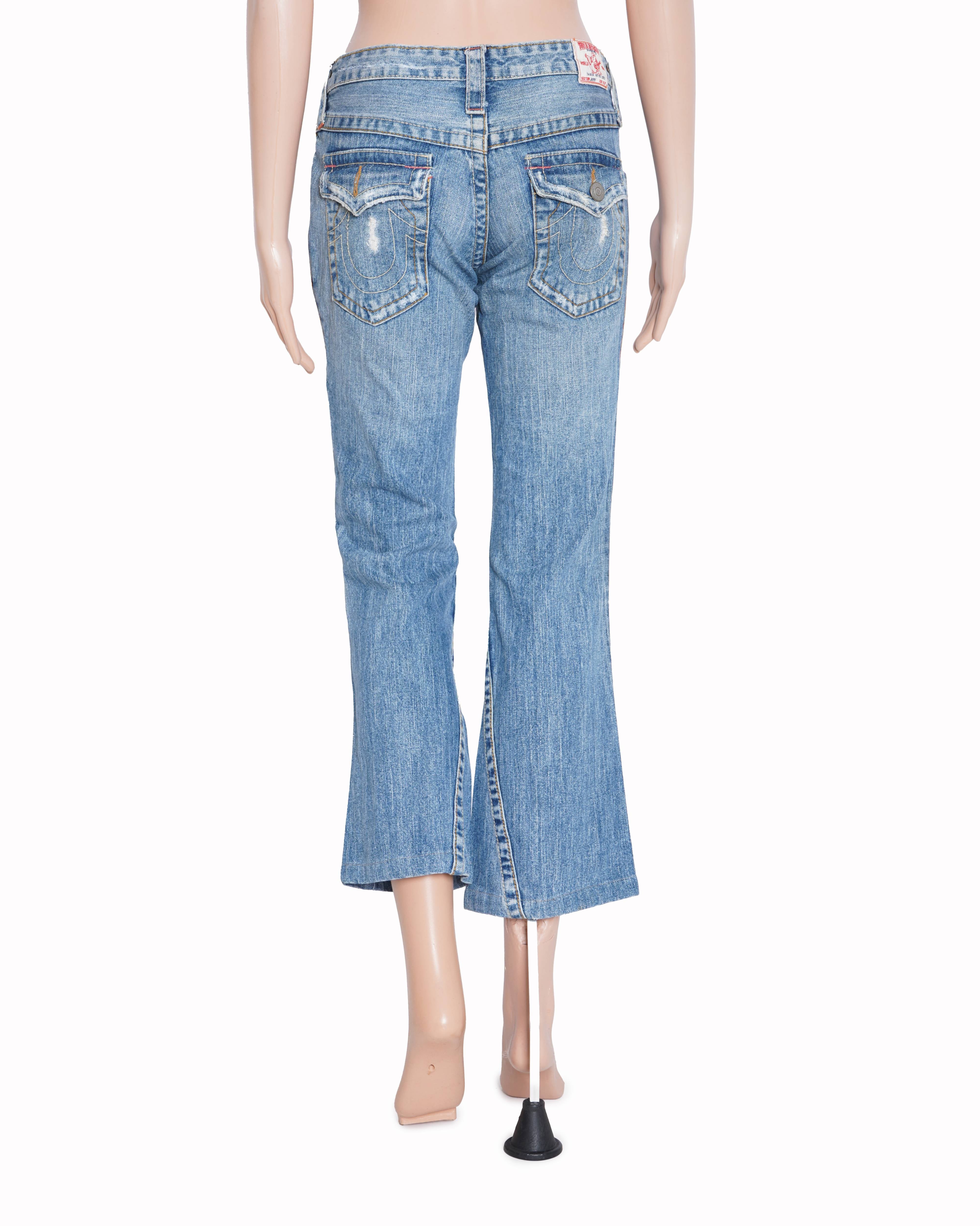 True Religion
Light blue ribbed Flared jeans