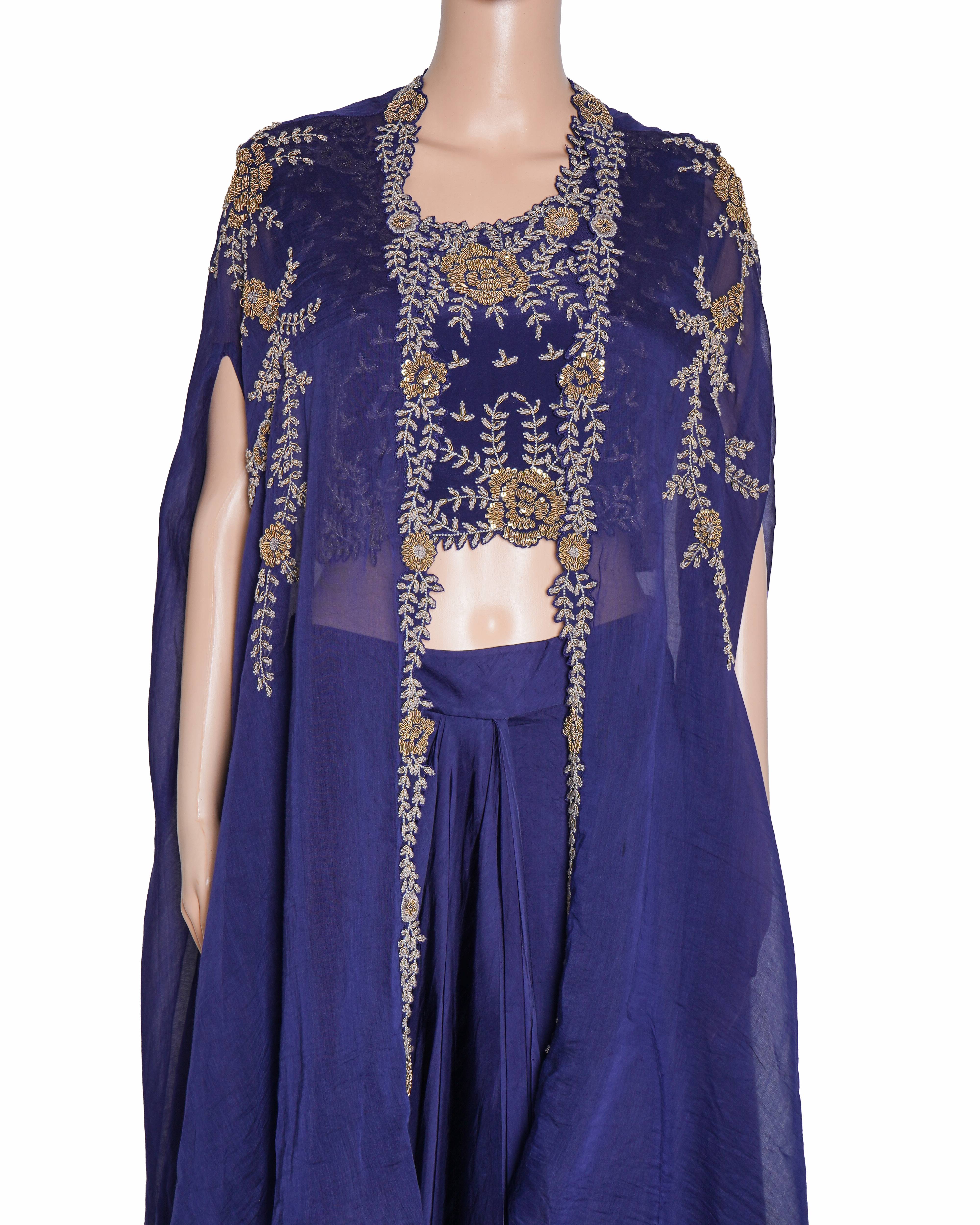 Nupur Kanoi Embroidred Cape Set of 3