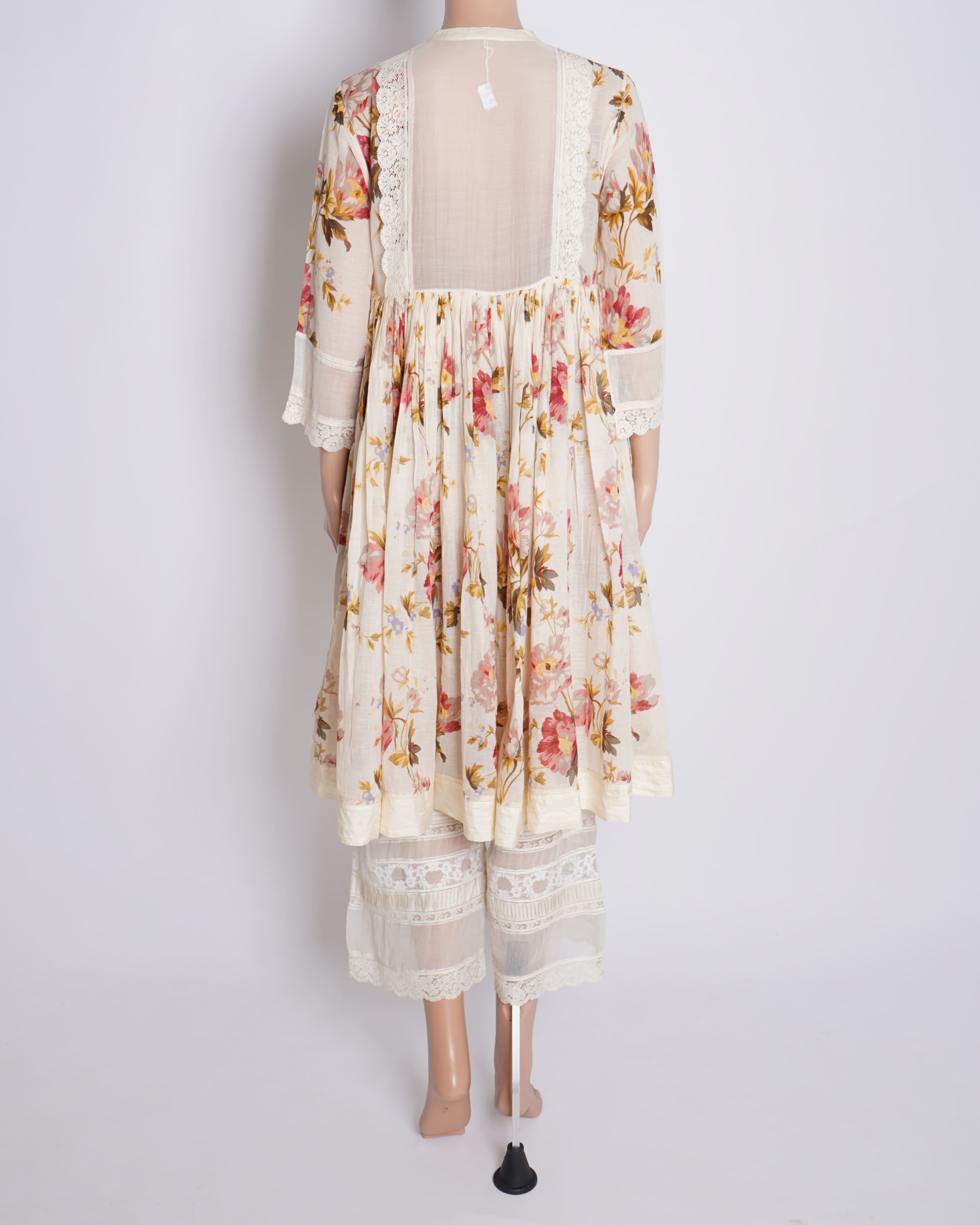 Pero Floral Kurta With Bottom Set