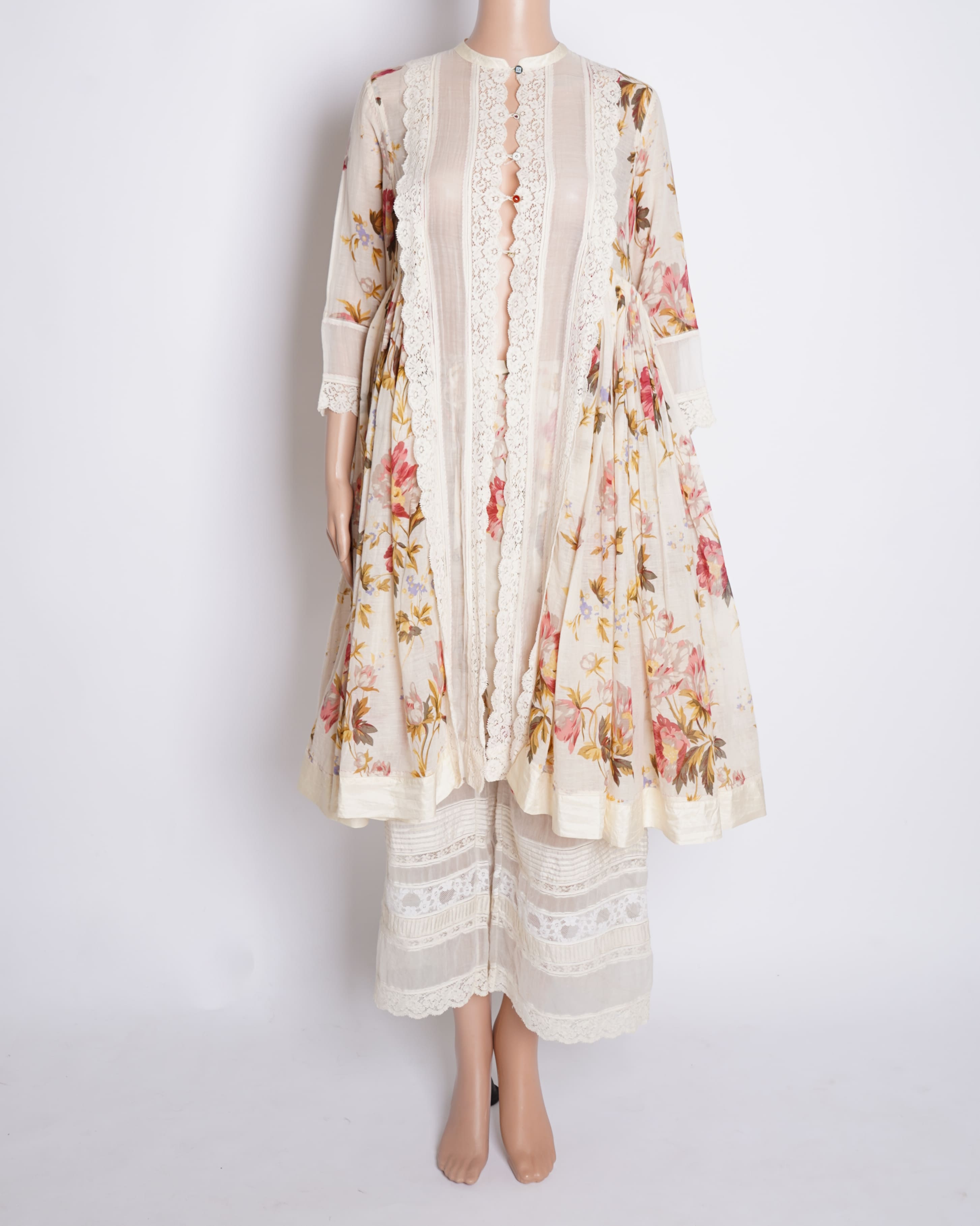 Pero Floral Kurta With Bottom Set