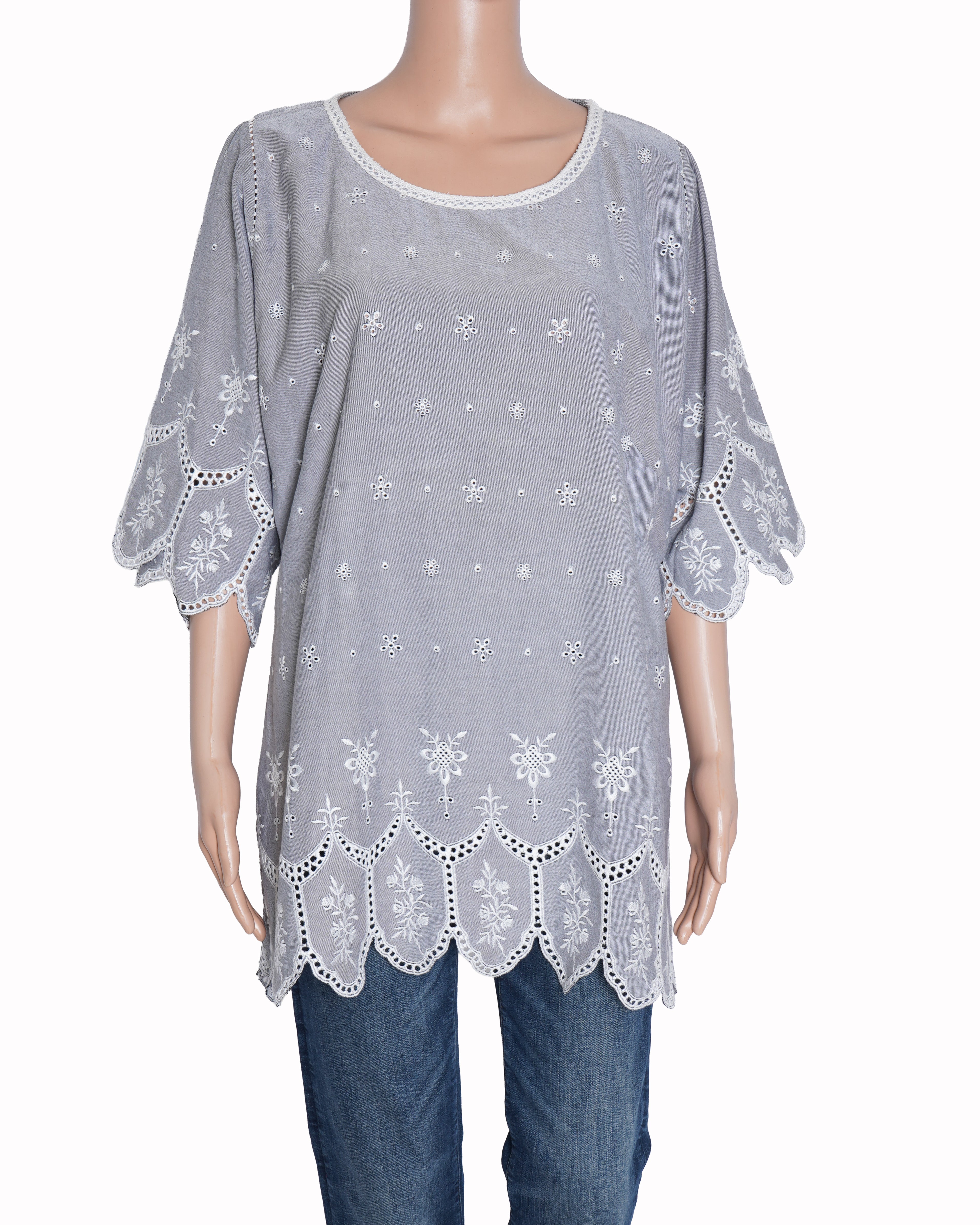 Ranna Gill grey embroided Kurti