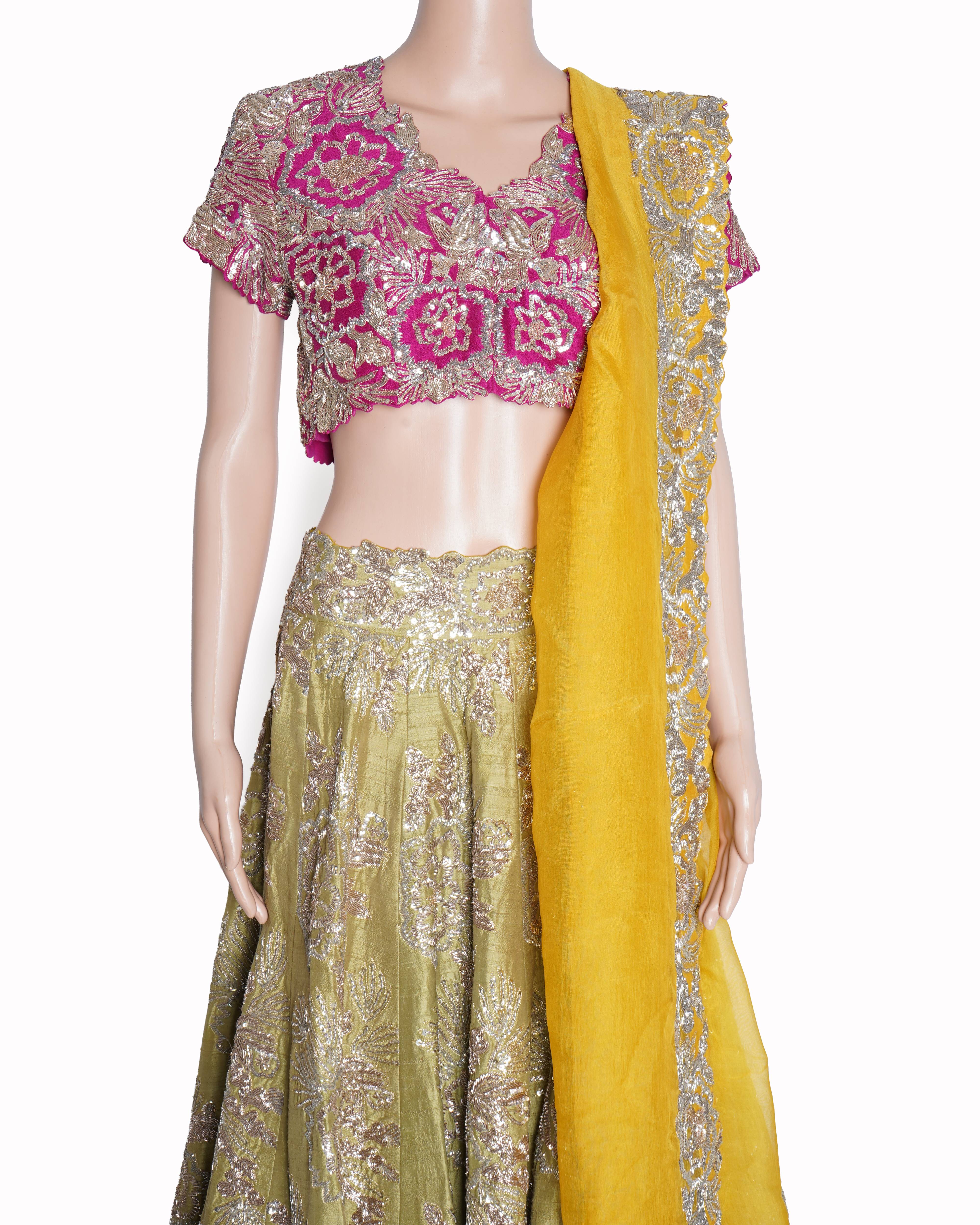 Mrunalini Rao embroidered lehenga set with dupatta set of 3