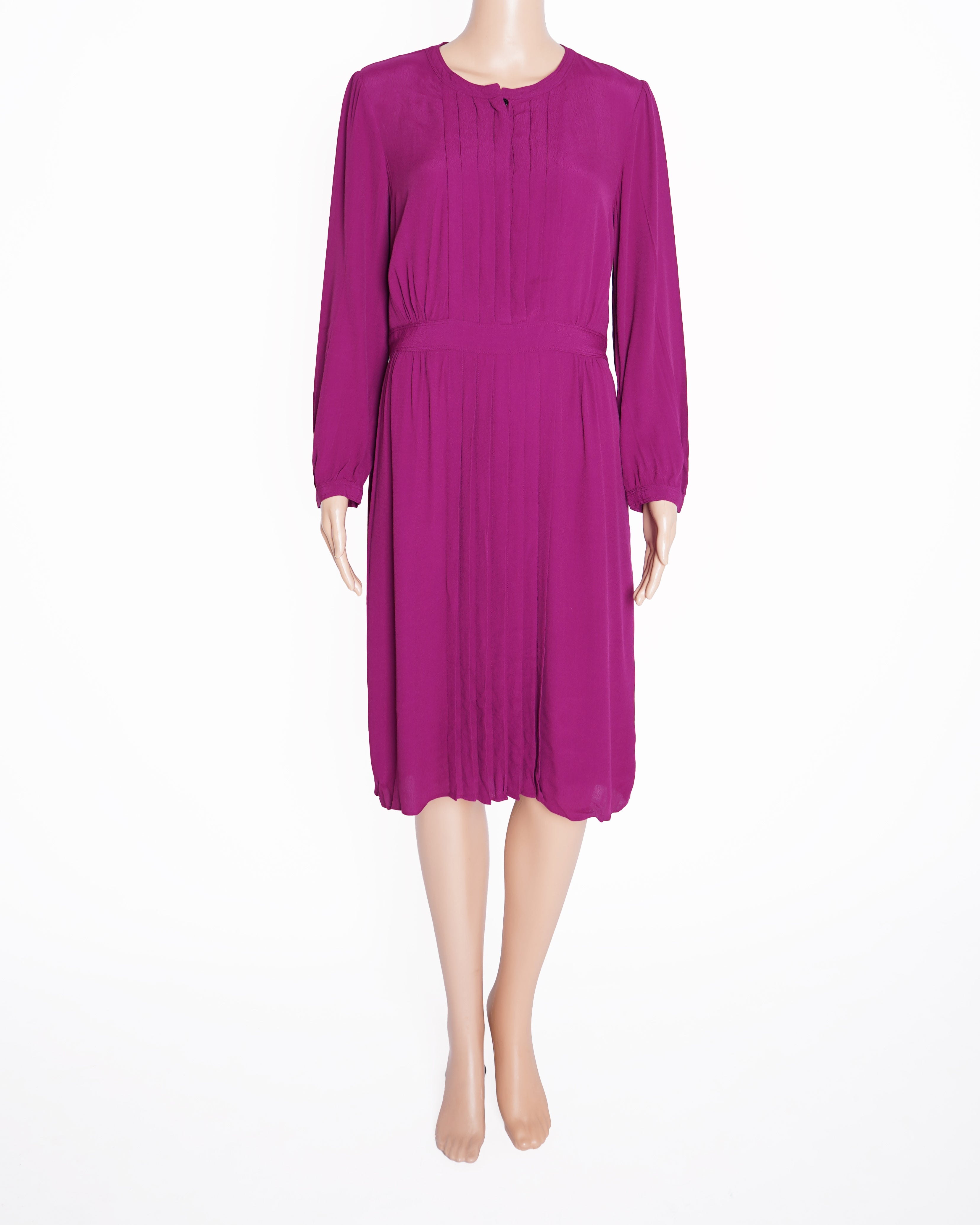 New Burberry Mid-length dress in purple