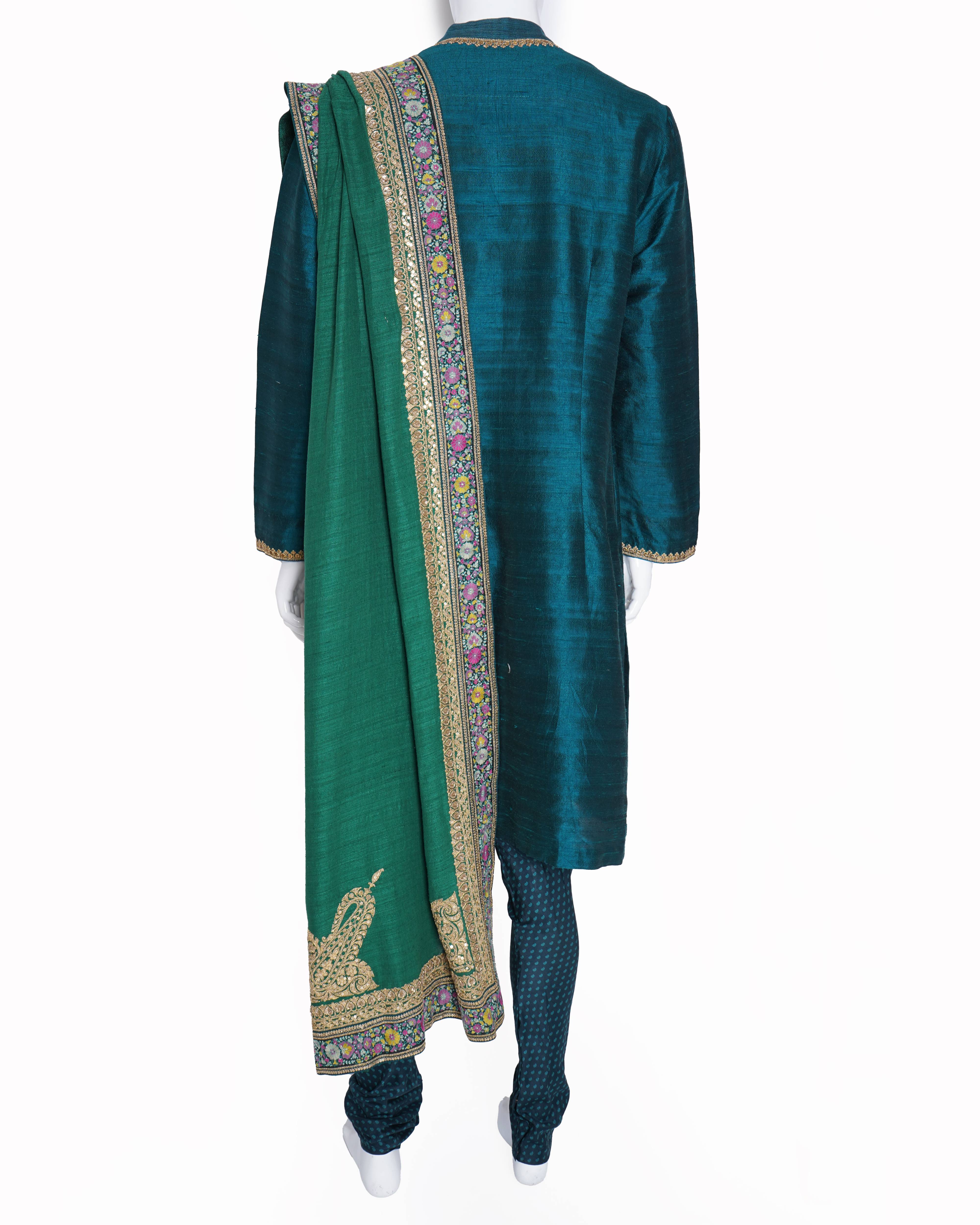 Sabyasachi
Kurta set of 3 In Green