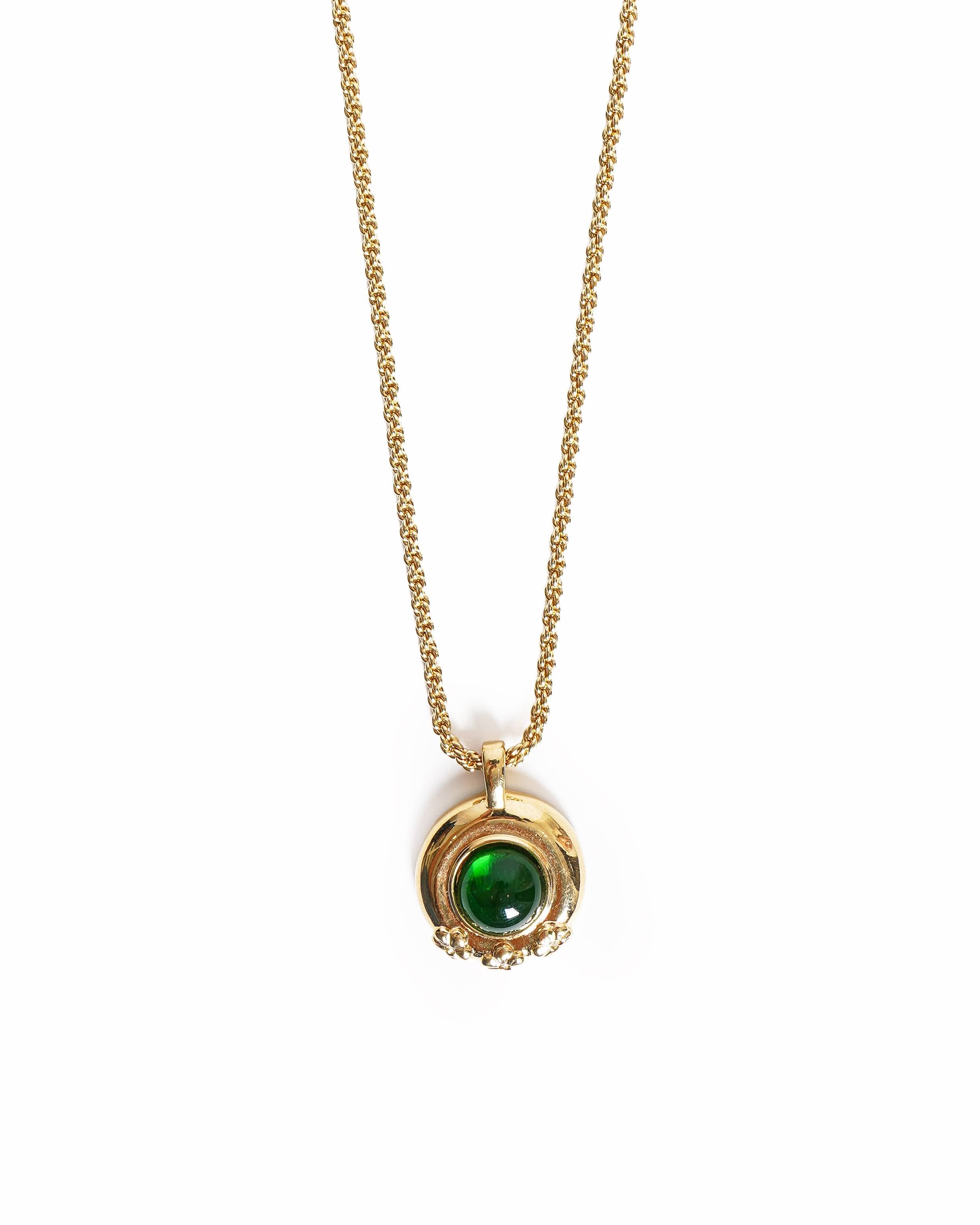 Vintage Nina Ricci Gold-Plated Emerald Green Cabochon Floral Accent Pendant Necklace