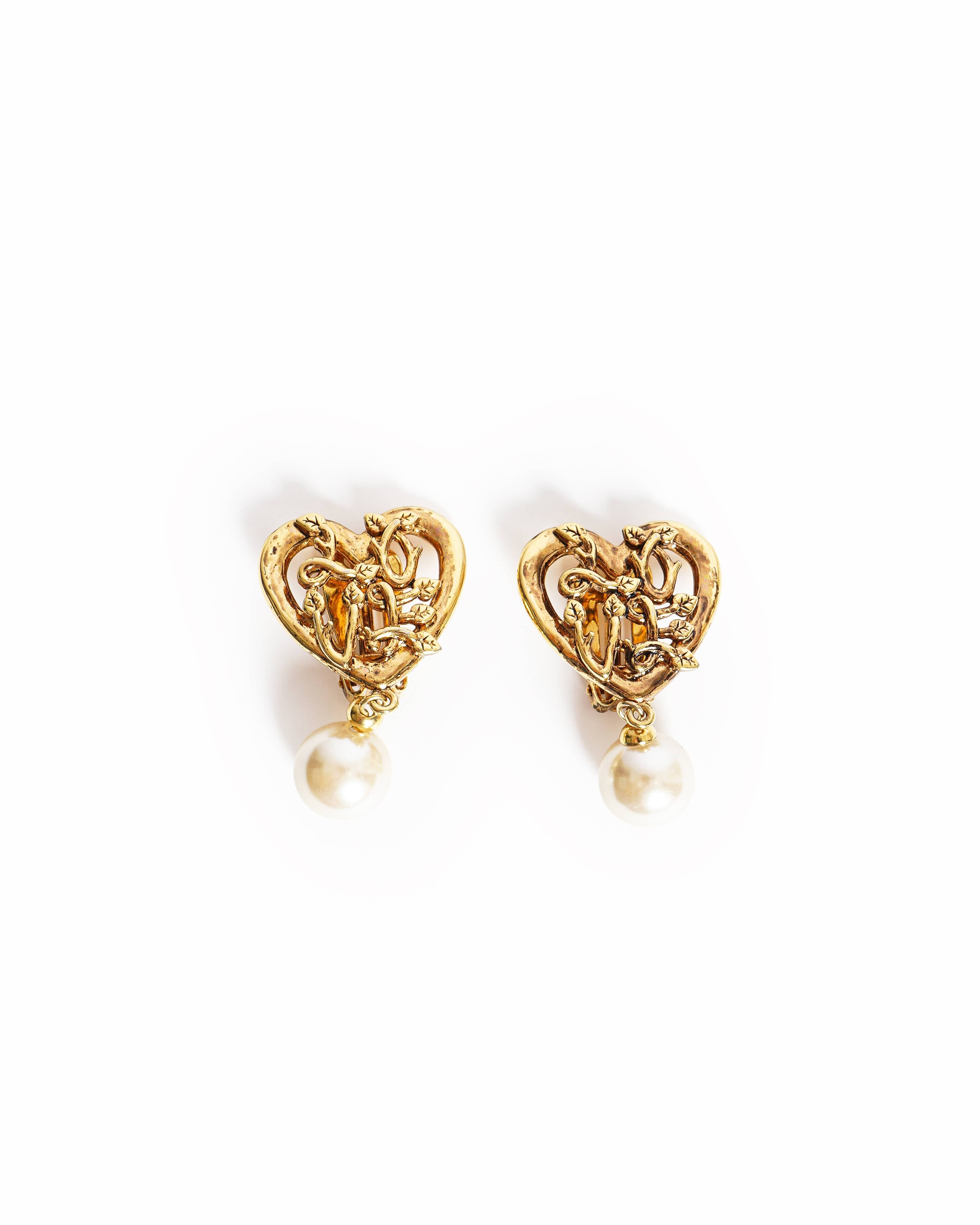 Vintage Moschino Gold-Plated Baroque Heart Ivy & Pearl Drop Earrings