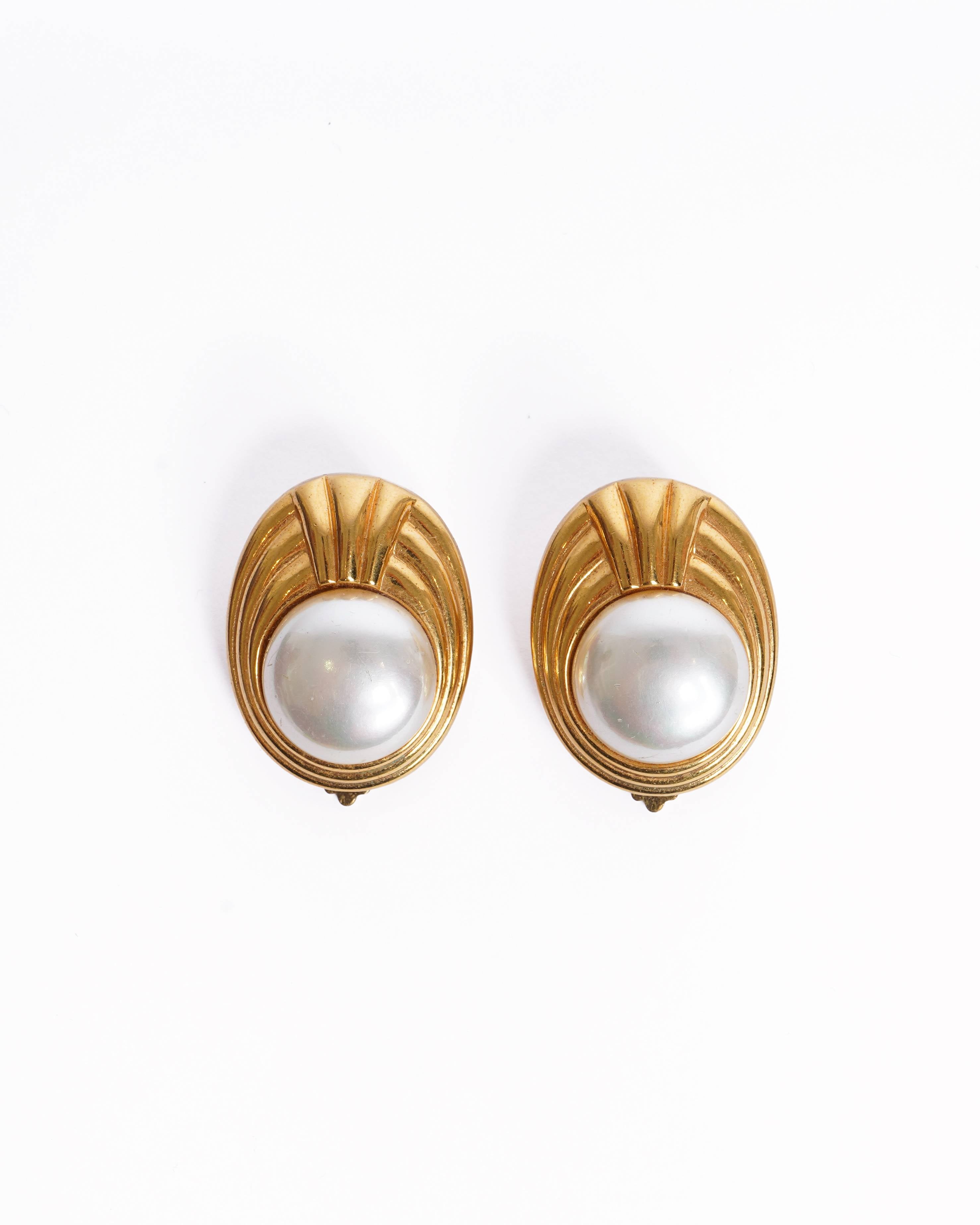 Vintage Lanvin Made In Germany Gold Pated Earrings With Pearl