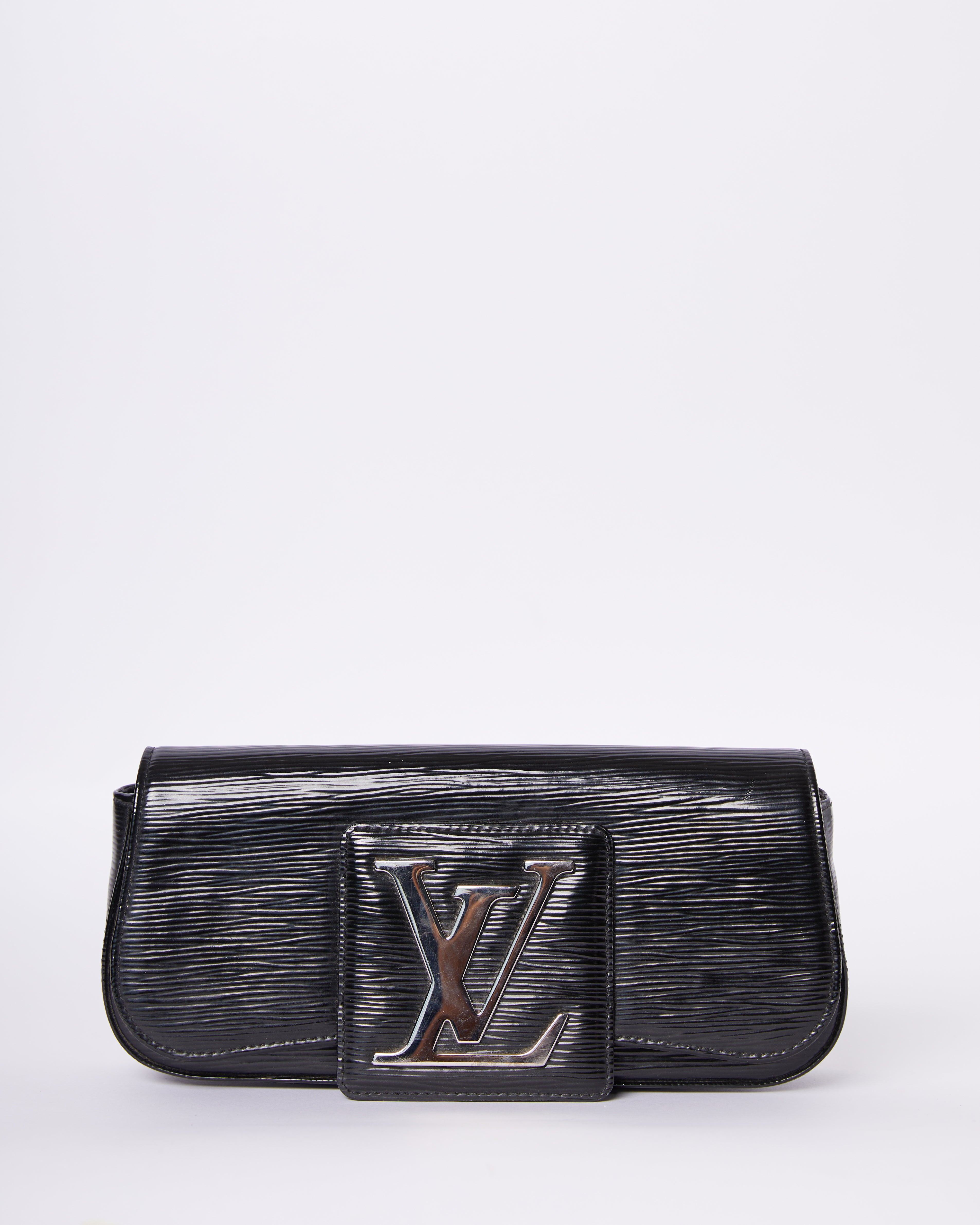 Louis Vuitton Rouge Vernis Solo Clutch