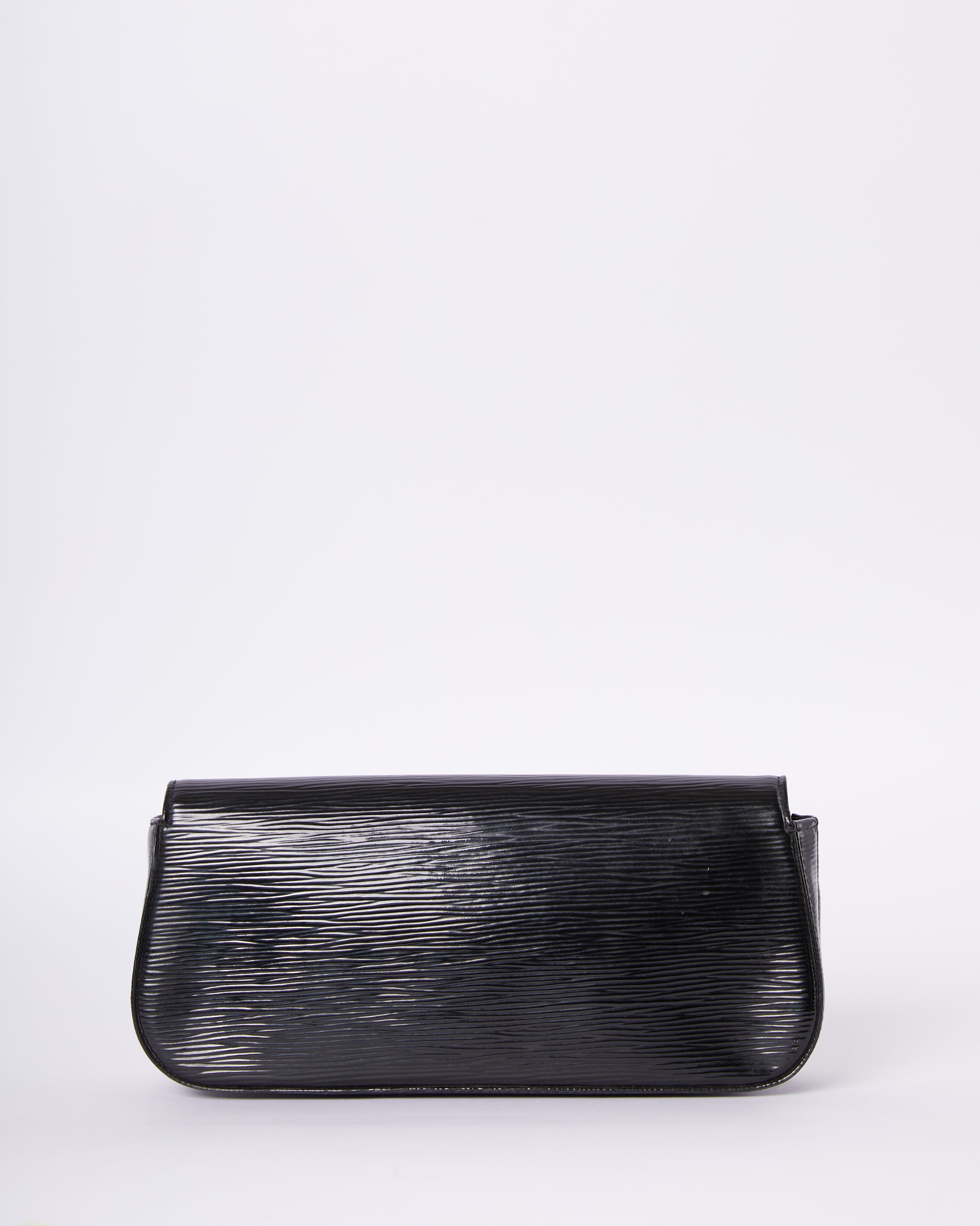 Louis Vuitton Rouge Vernis Solo Clutch