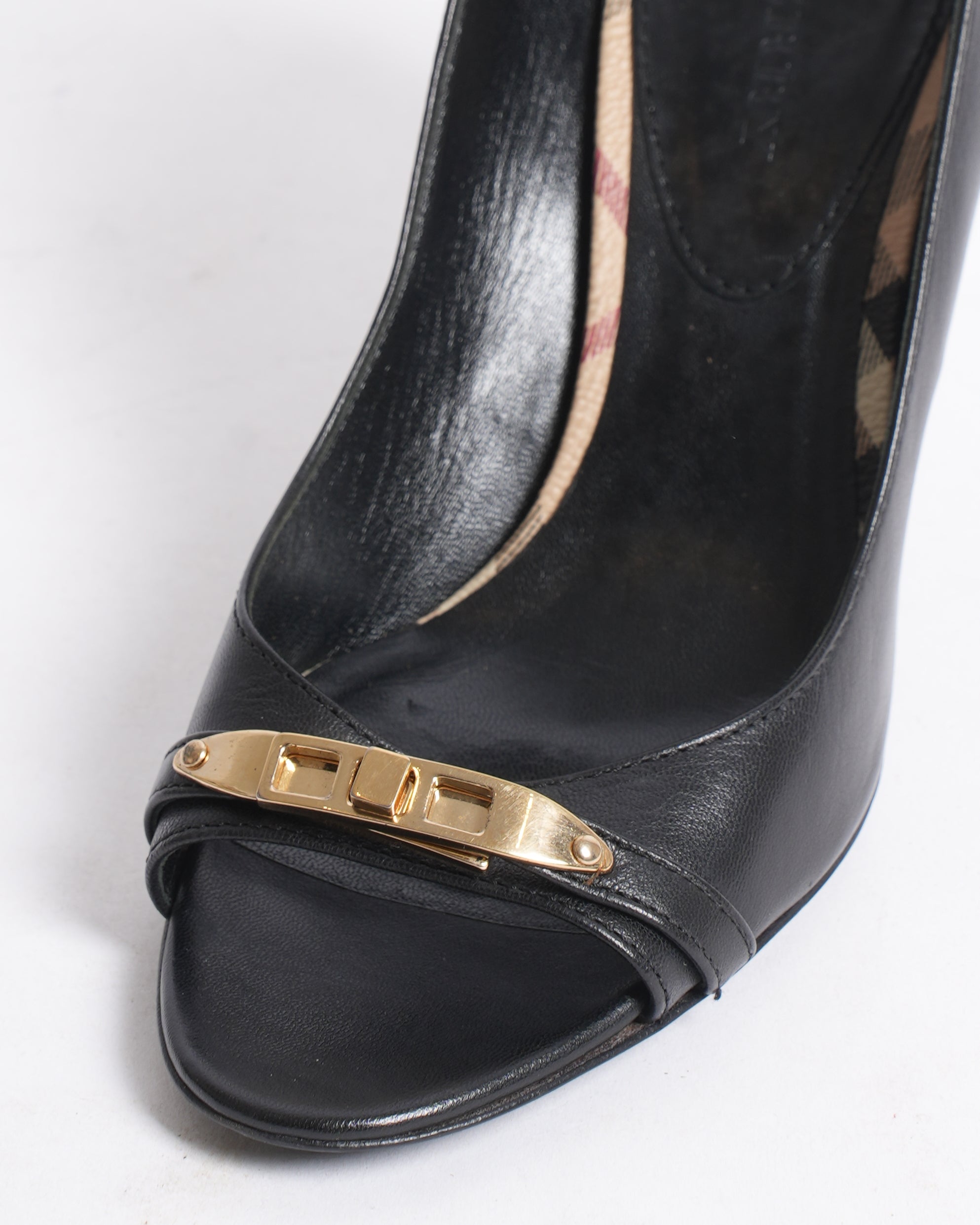 Burberry peep toe heels in black