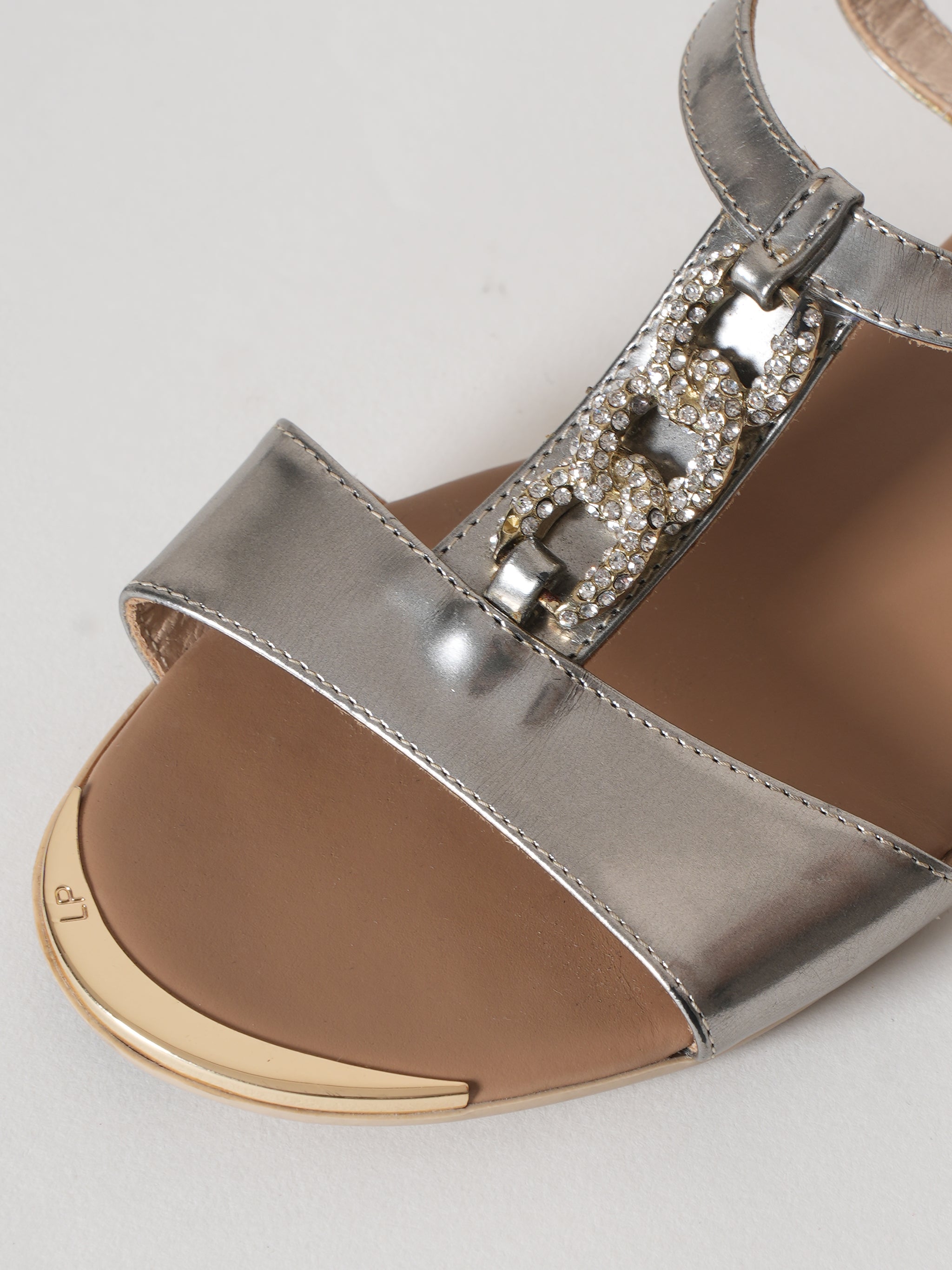 Loretta Pettinari Flats In Silver