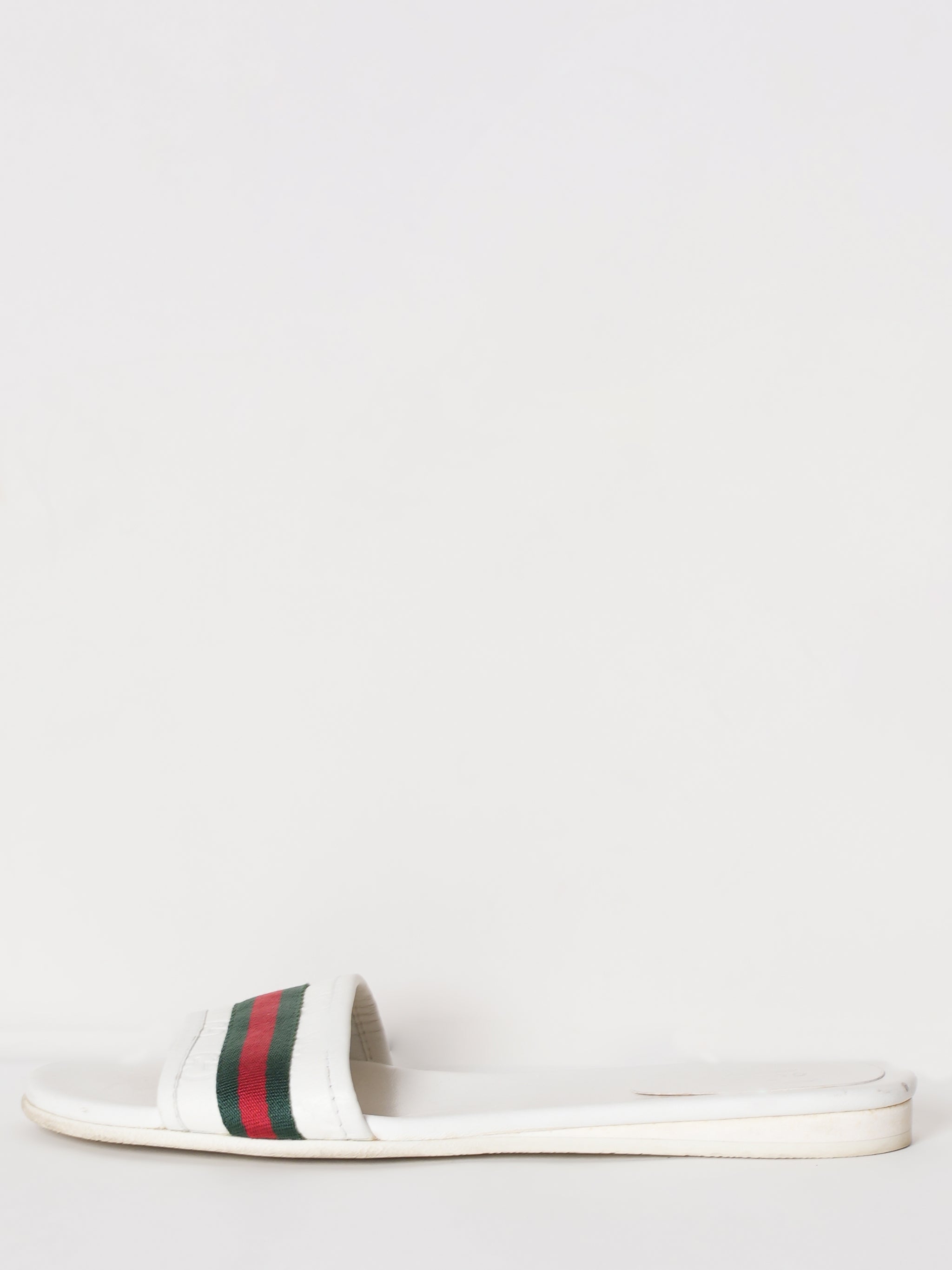 Gucci White Guccissiam Leather Web Flat Slide Sandals
