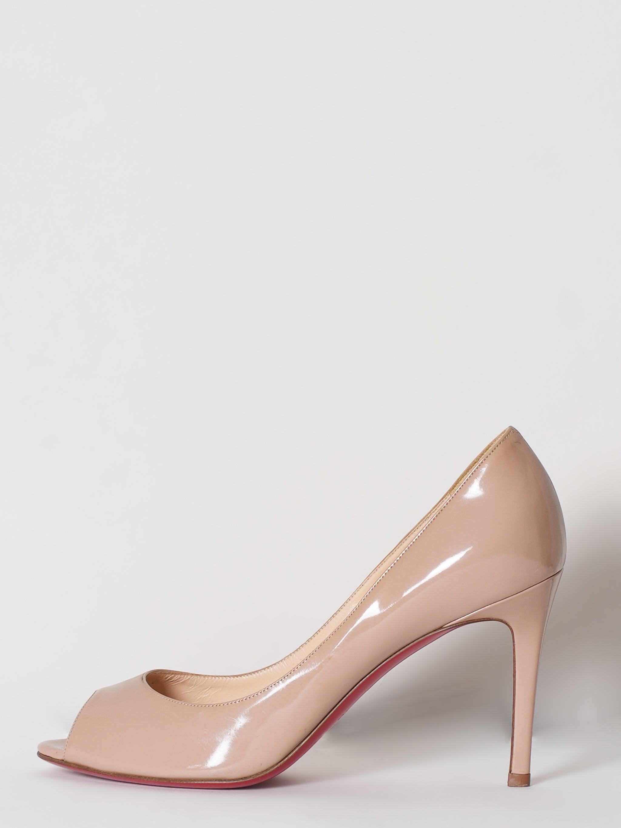 Christian Louboutin Pumps In Nude