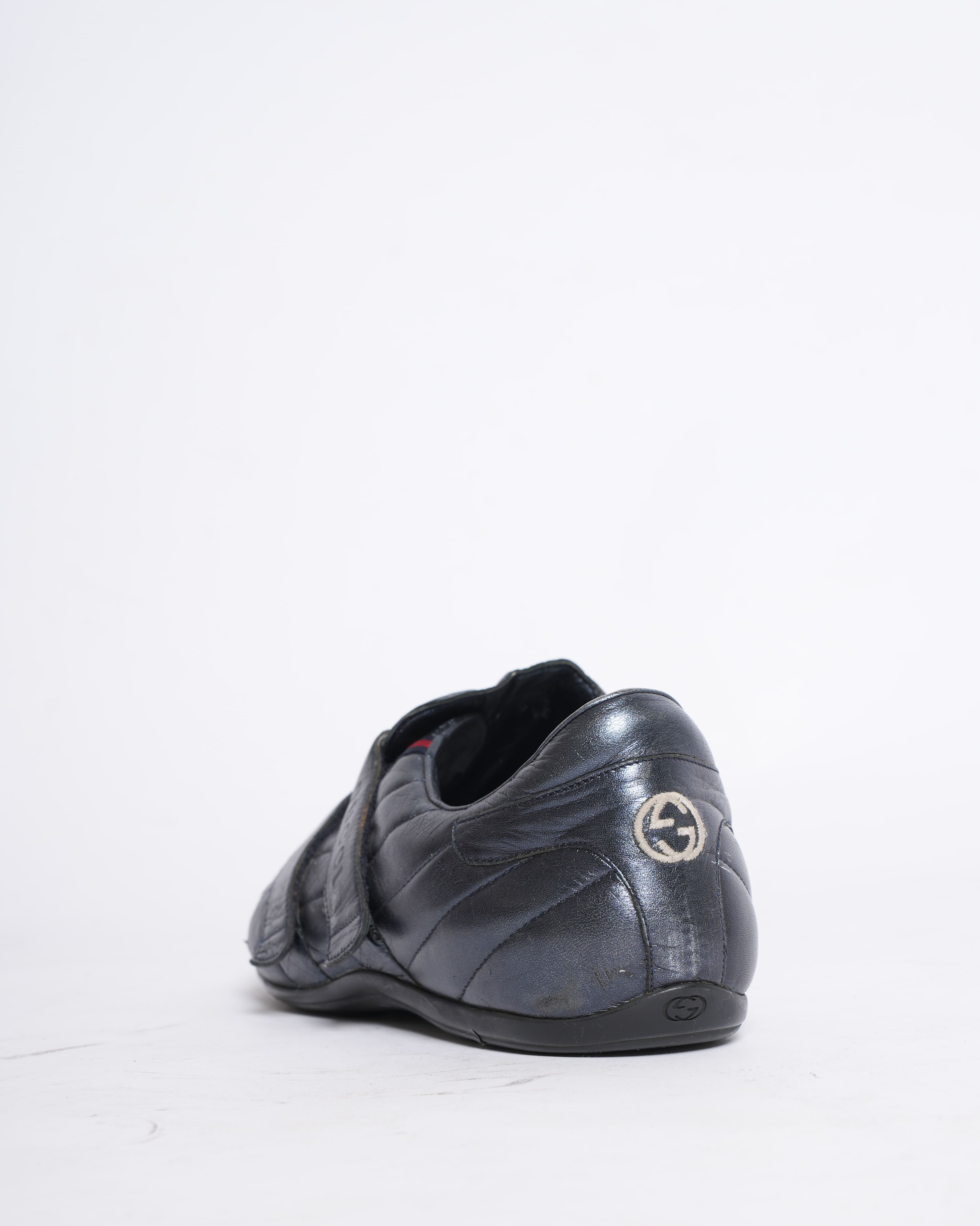 Gucci black leather hook and loop sneakers