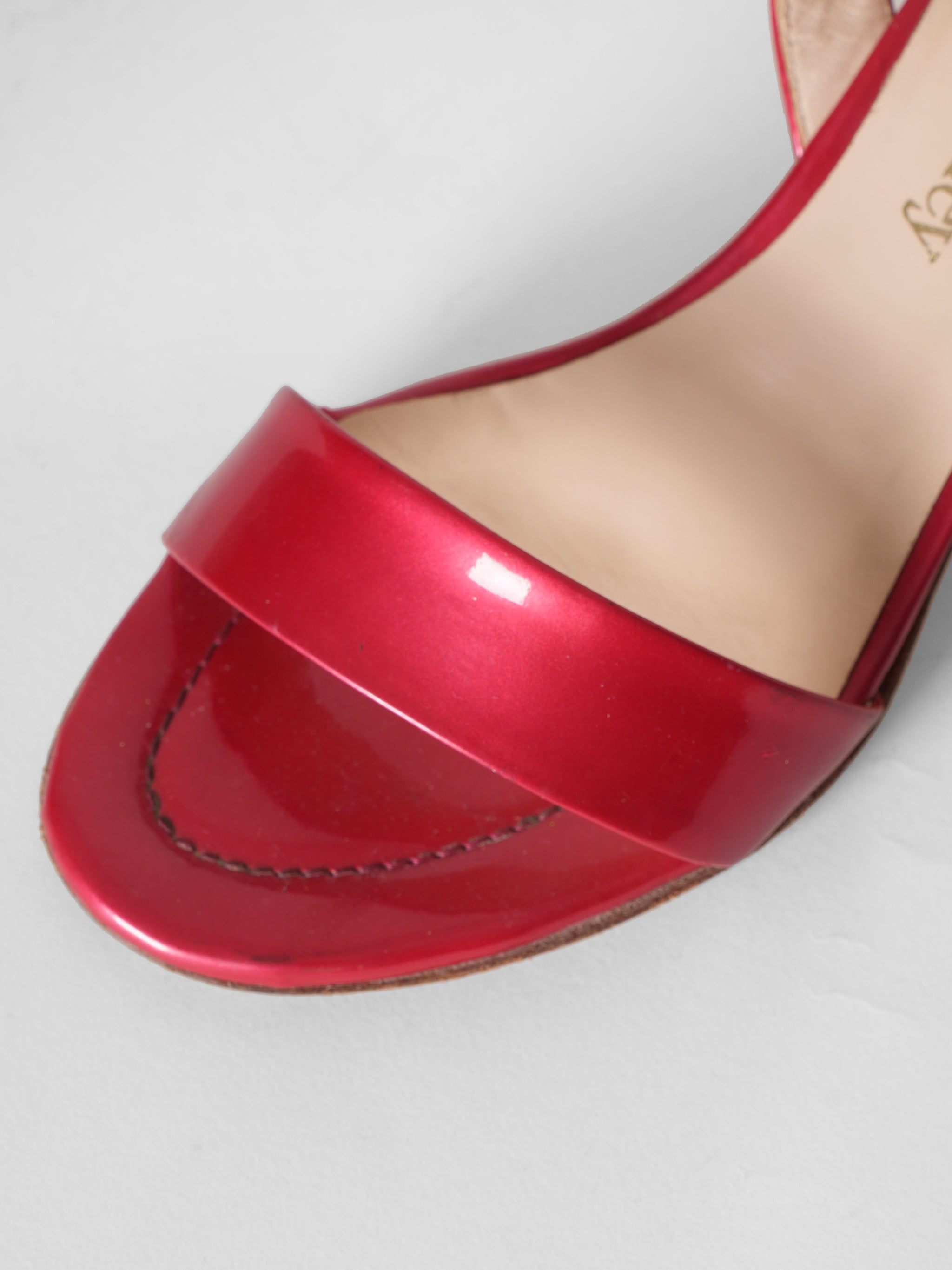 Russel And Bromley Ittakeshuo Heels