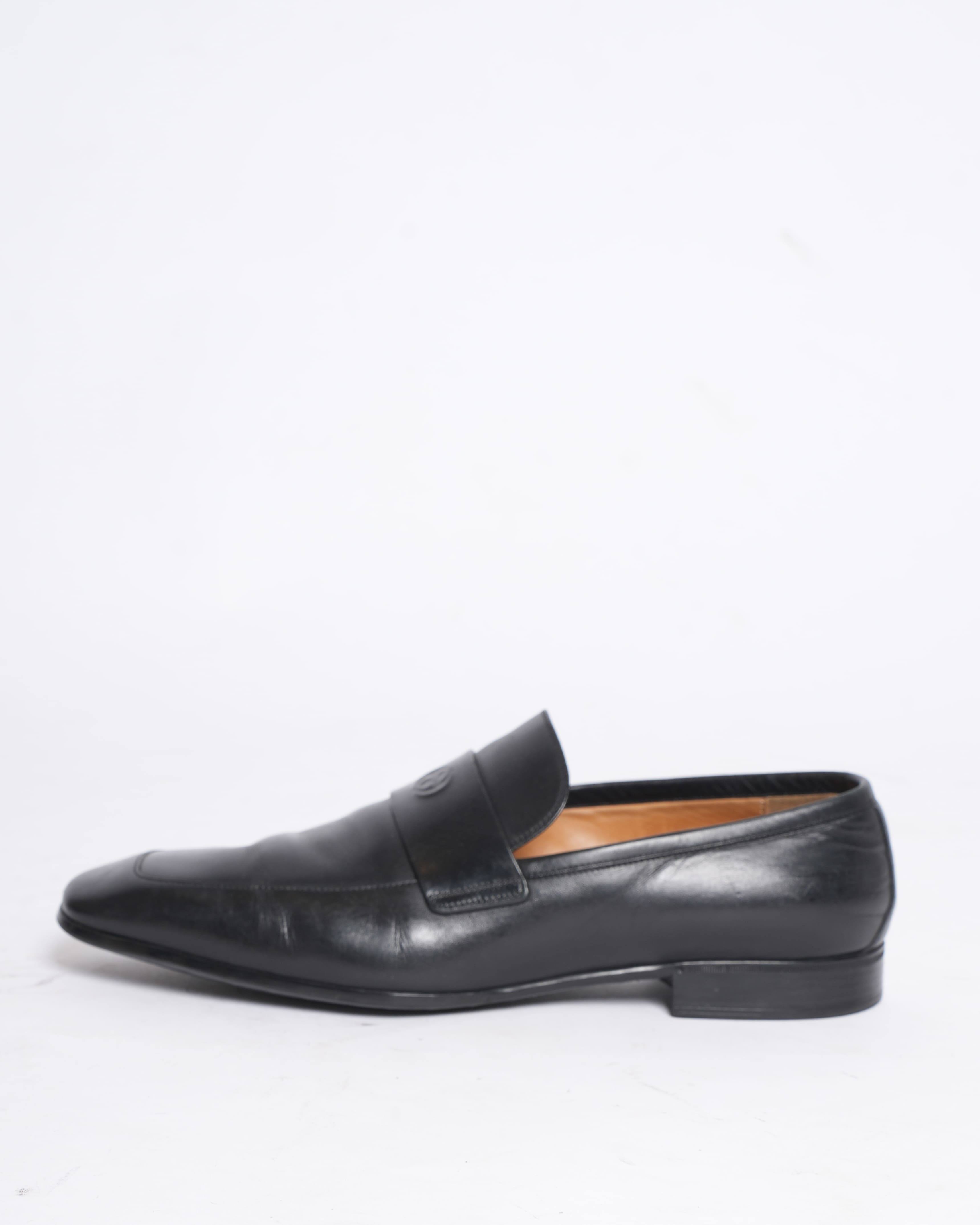 Gucci black leather loafers