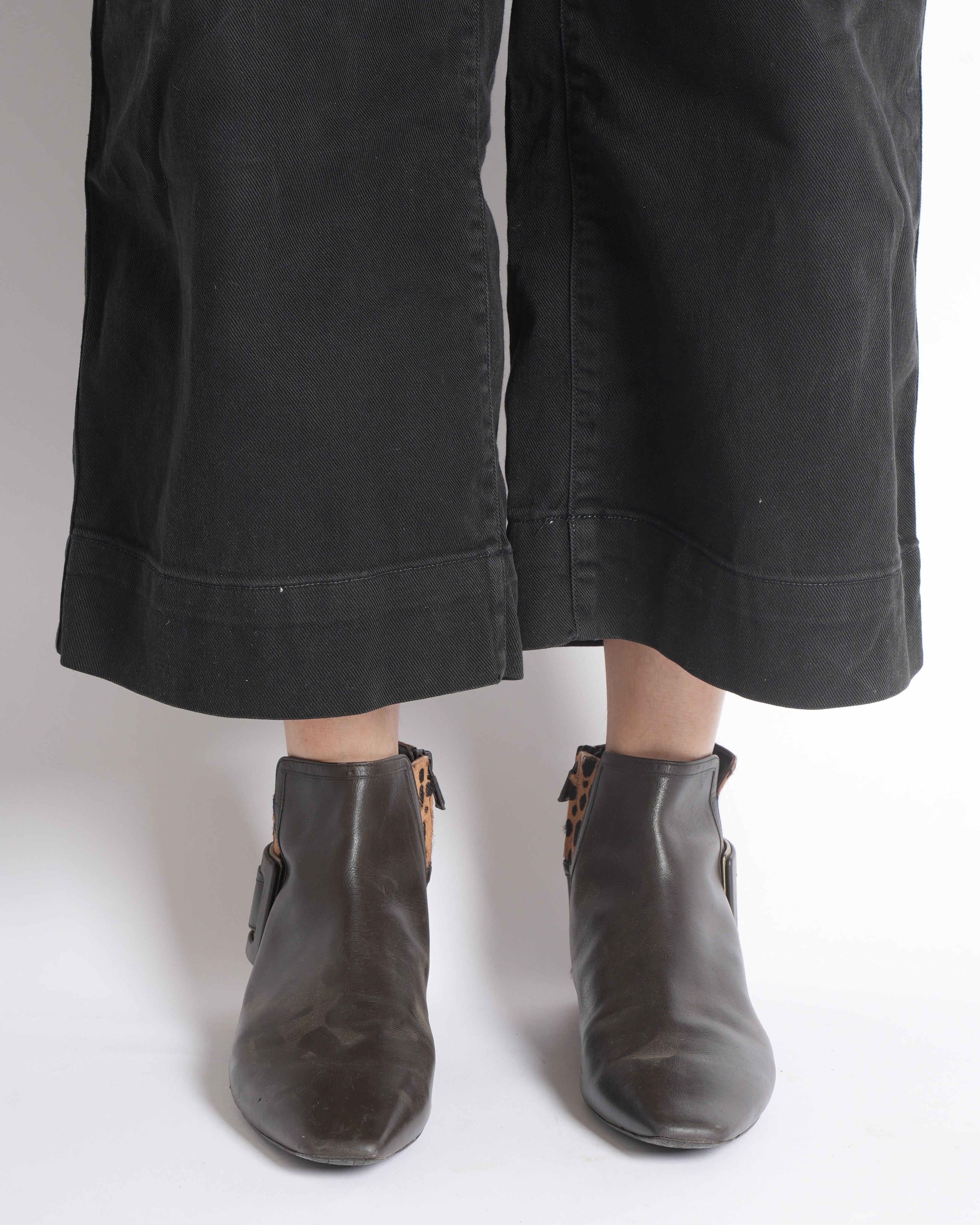 Roger Vivier Boots in Brown