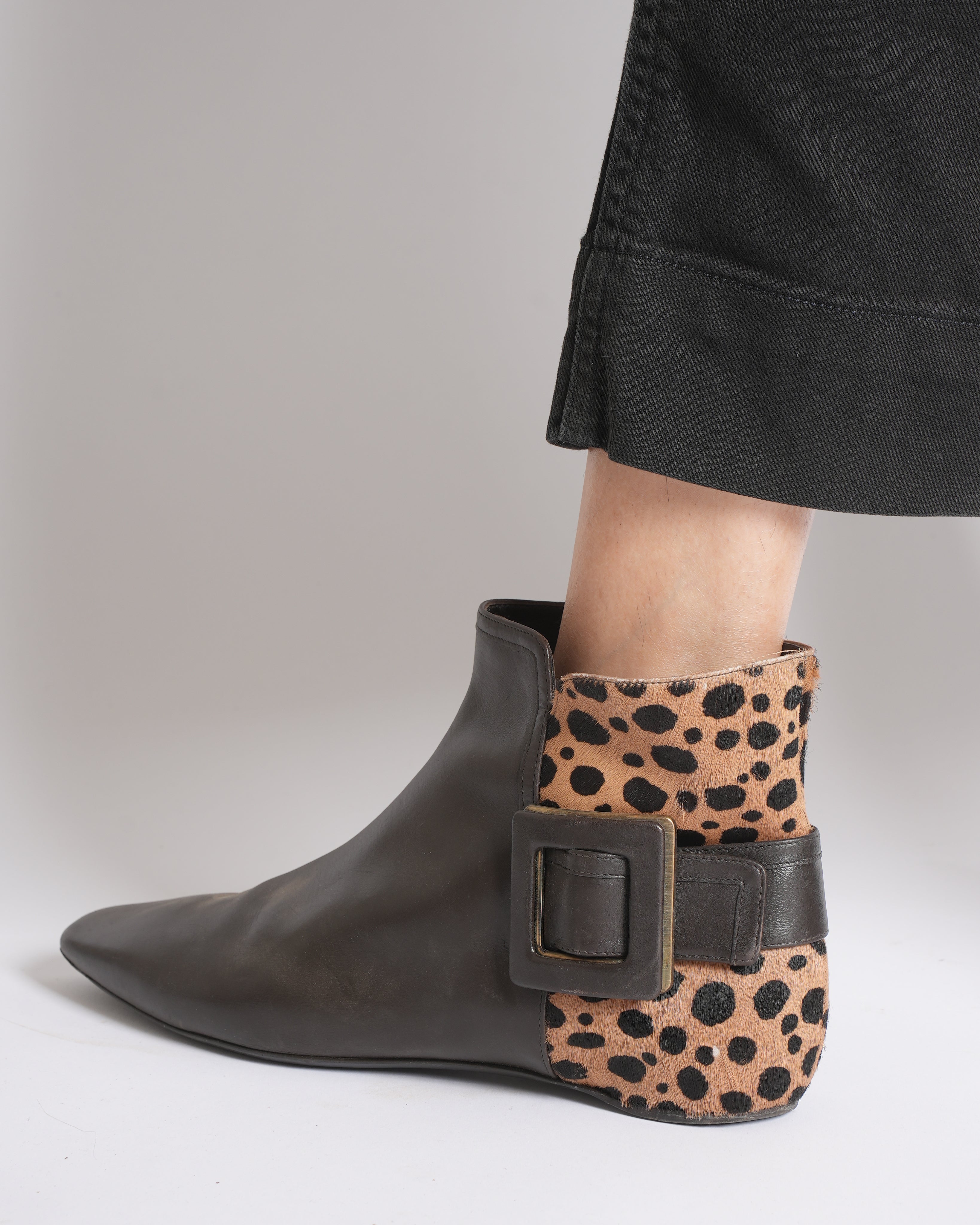 Roger Vivier Boots in Brown