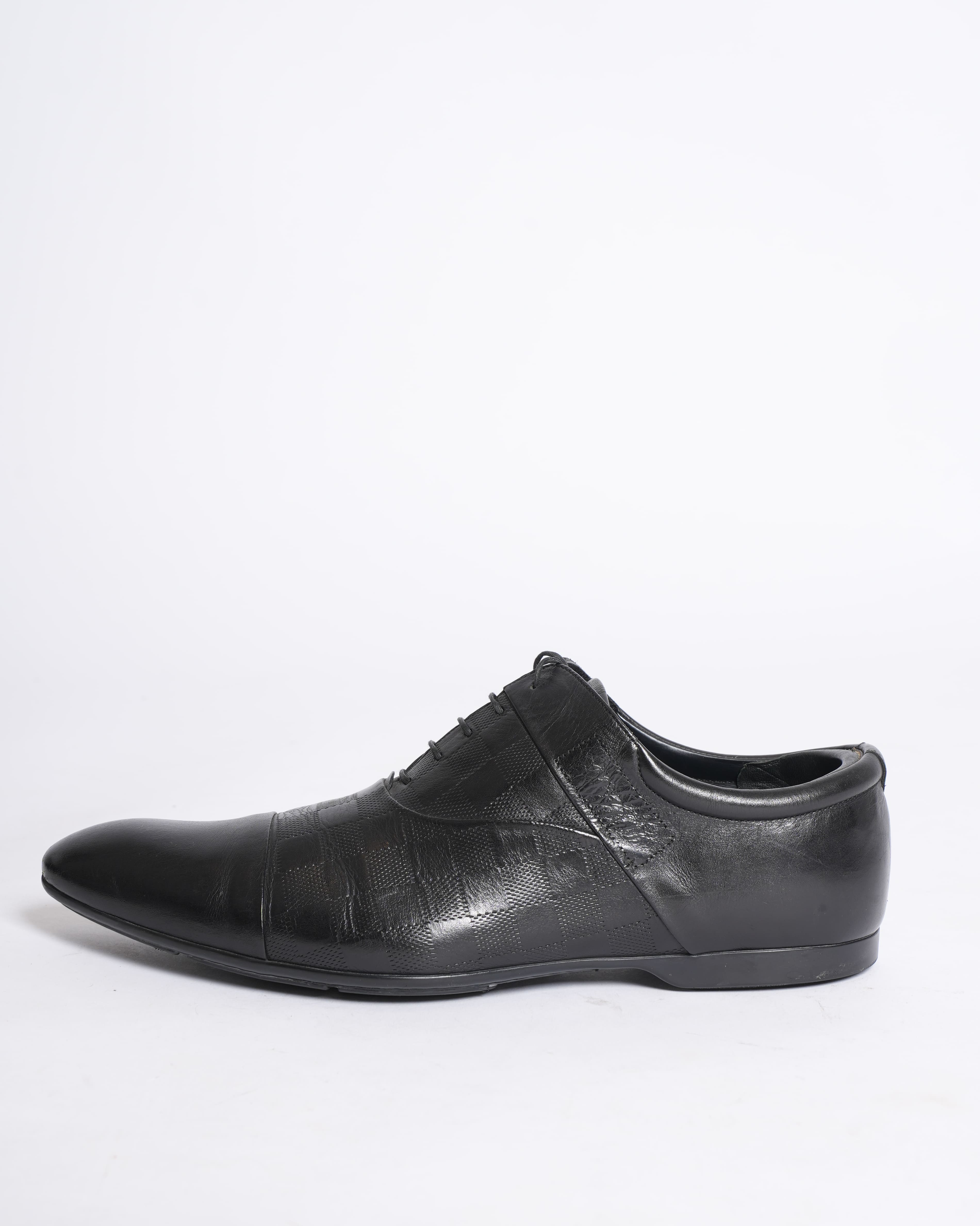 Louis Vuitton men's black lace-up formal shoes