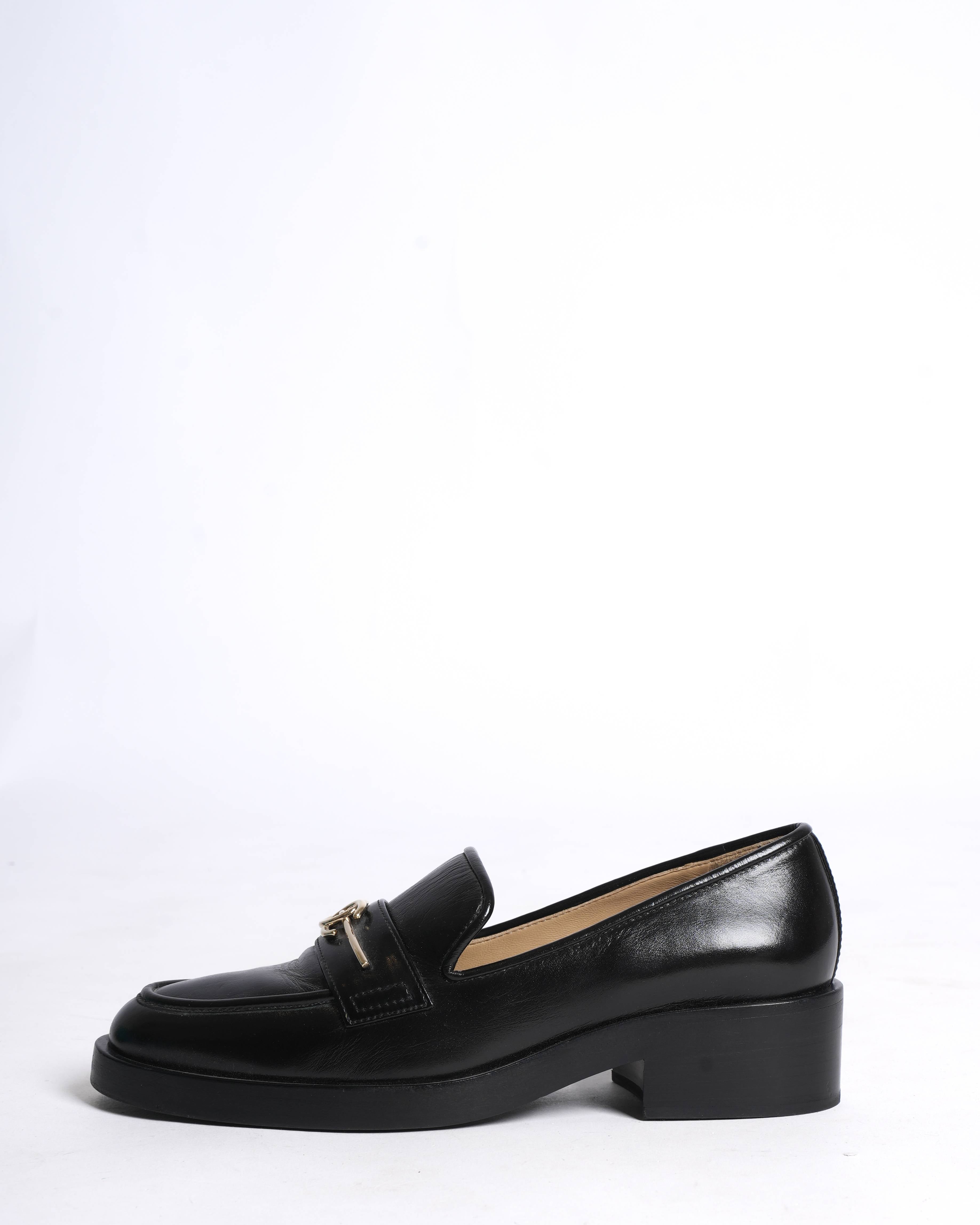 Chanel black leather loafers with cc interlocking logo