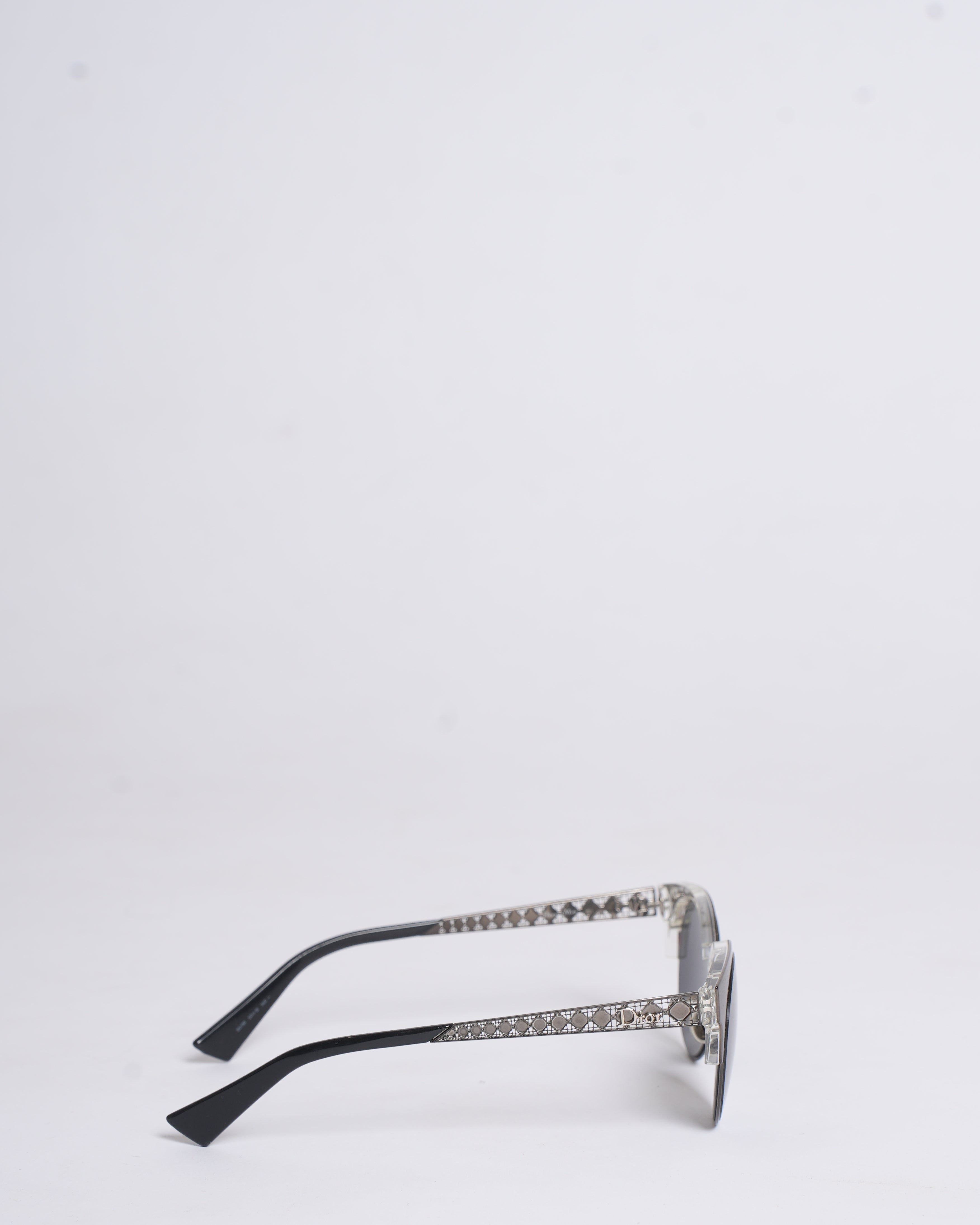 New Dior Round Sunglasses In Black