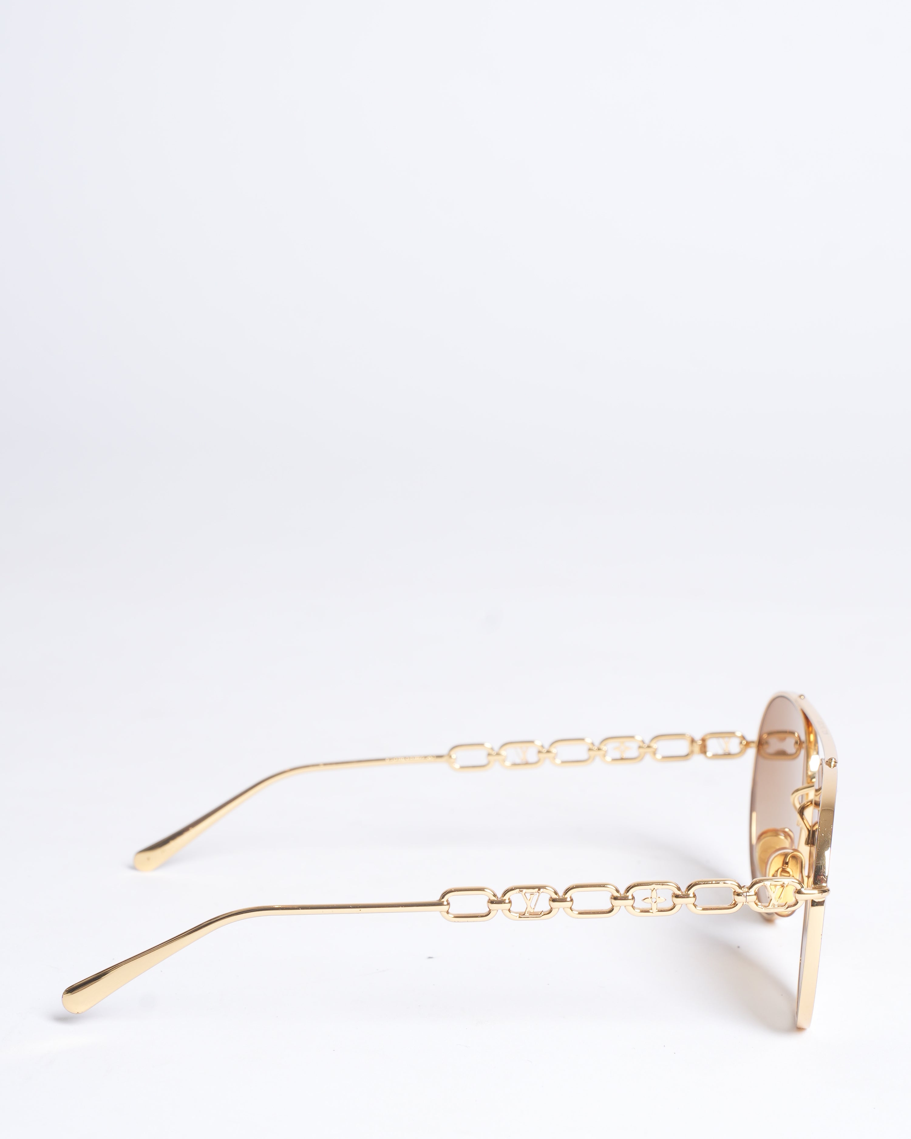 LV Aviator Chain Pilot Sunglasses