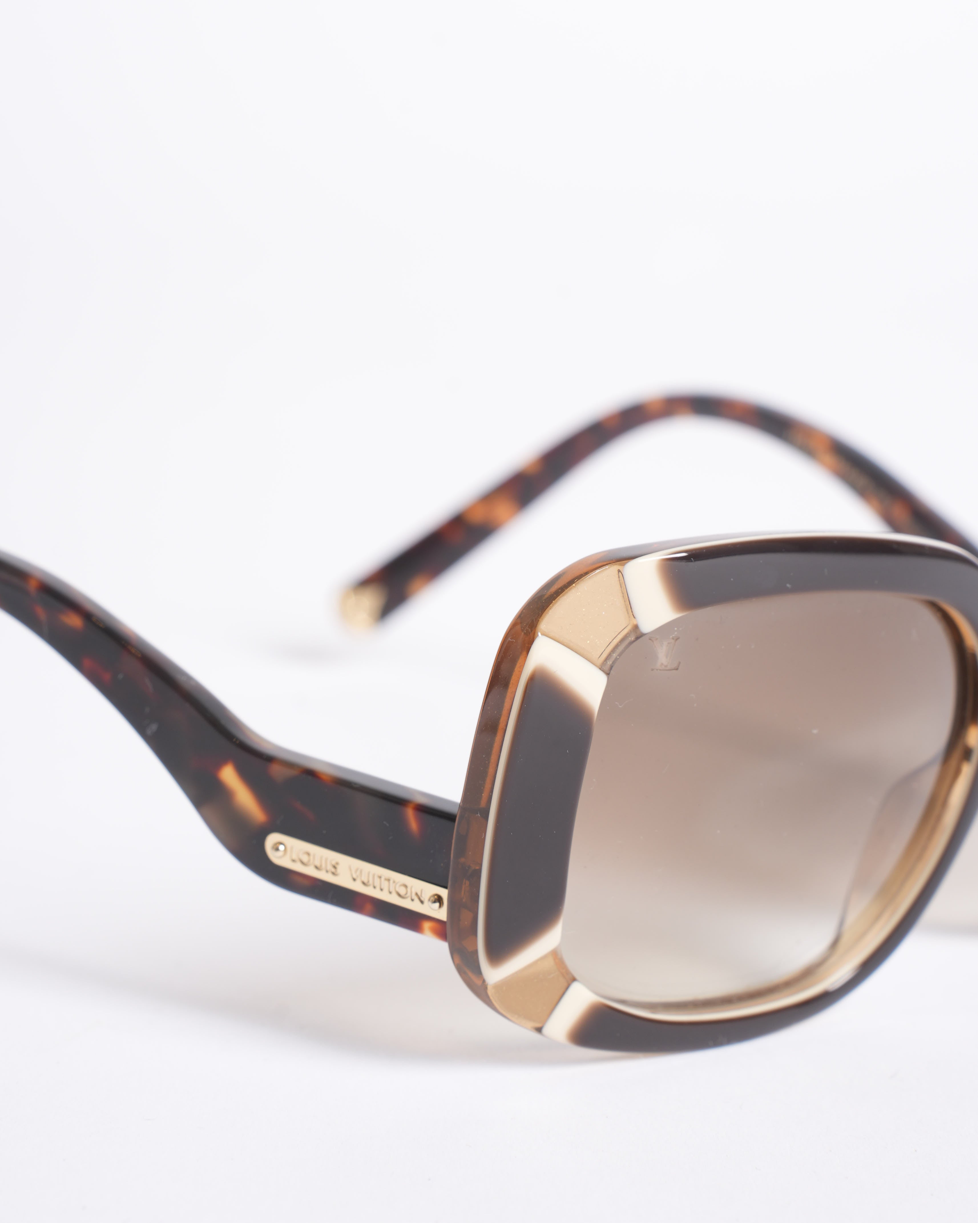 Louis Vuitton Square Anemone Oversized Sunglasses In Brown