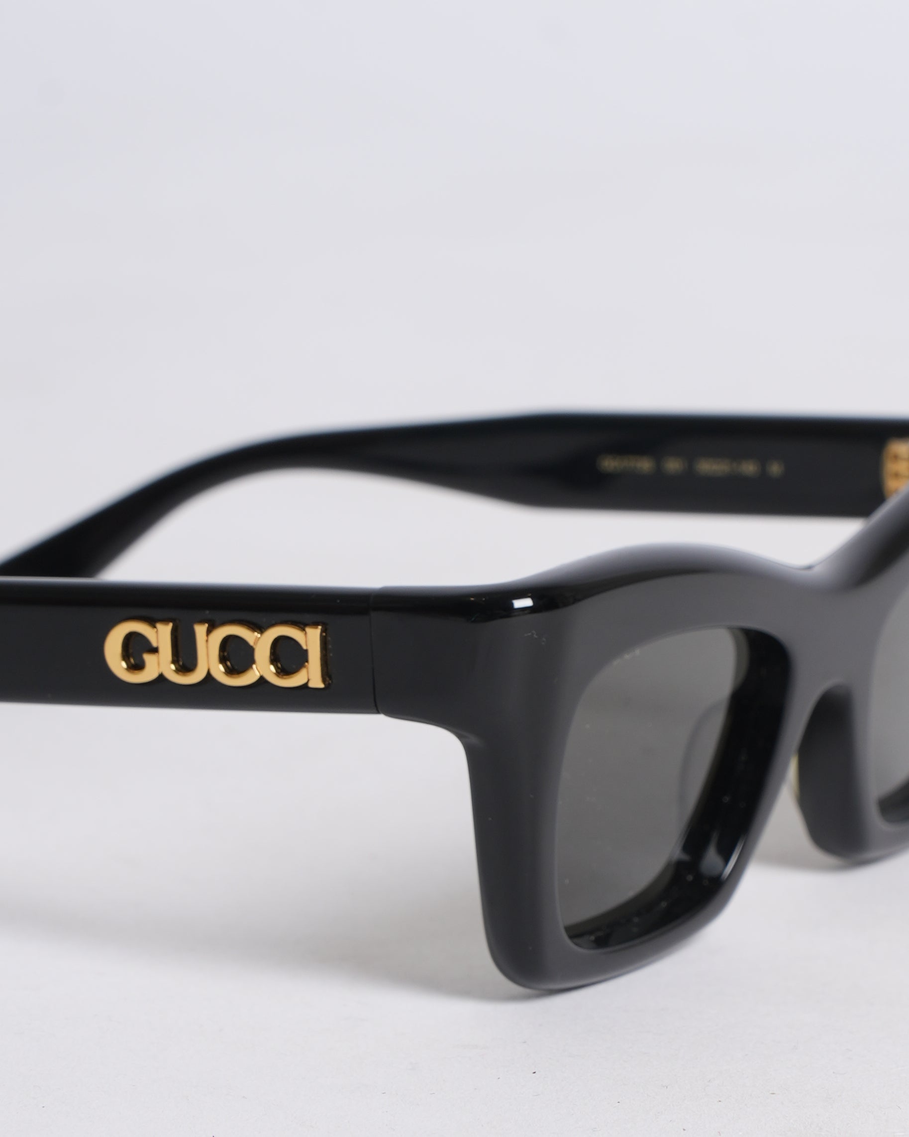 New Gucci Women's SUnglasses In Black