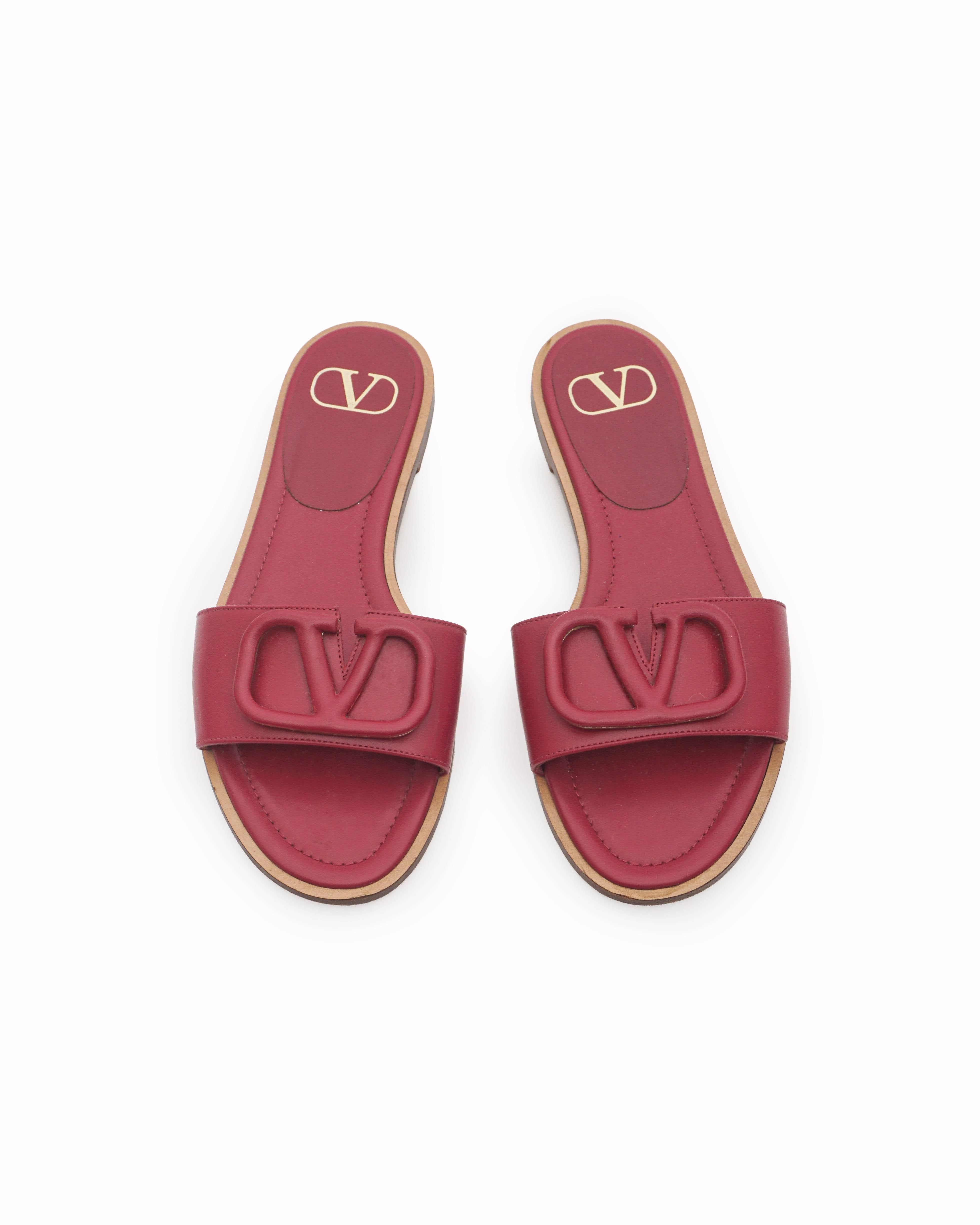 Valentino Garavani Pink Leather VLogo Flat Mules