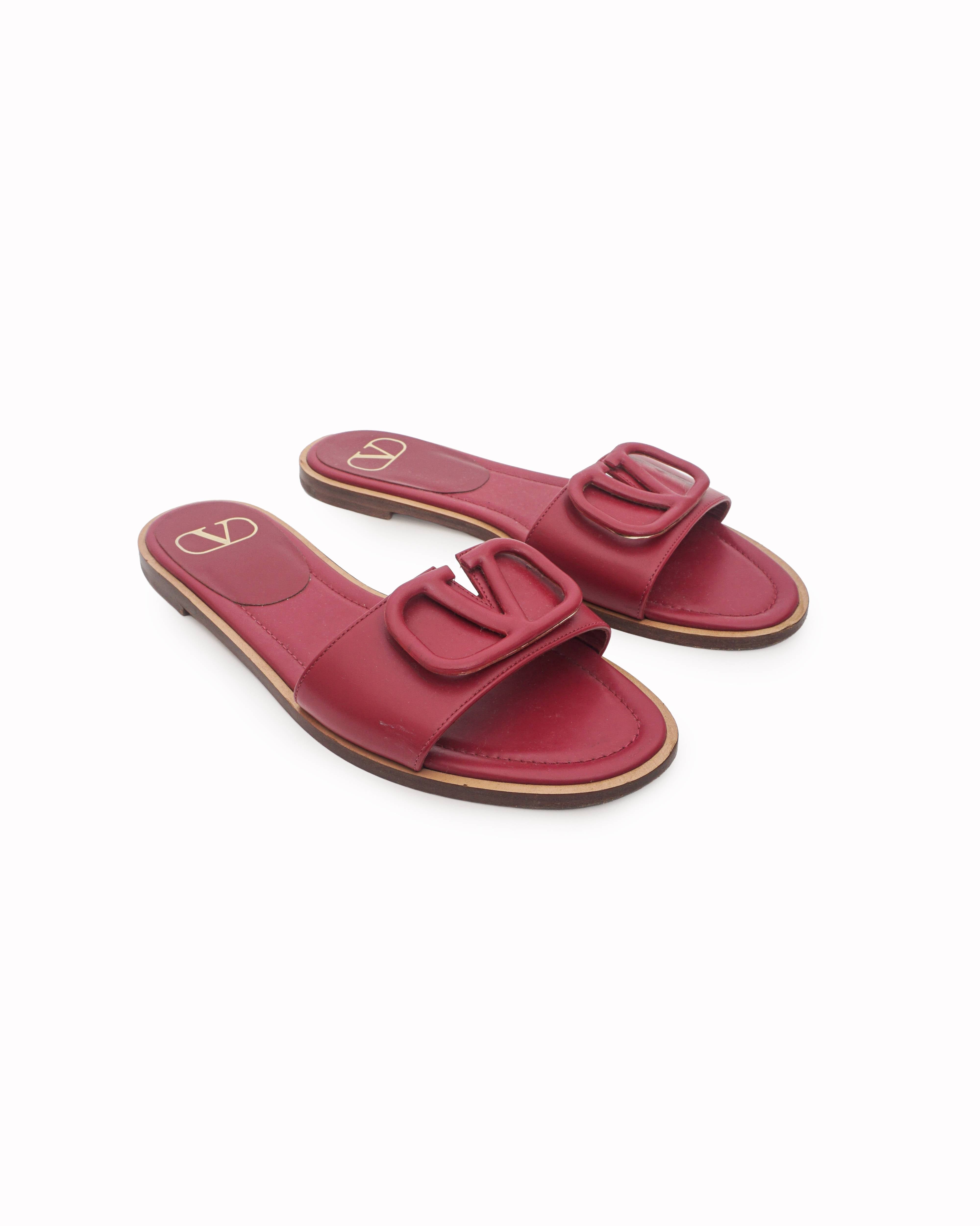 Valentino Garavani Pink Leather VLogo Flat Mules