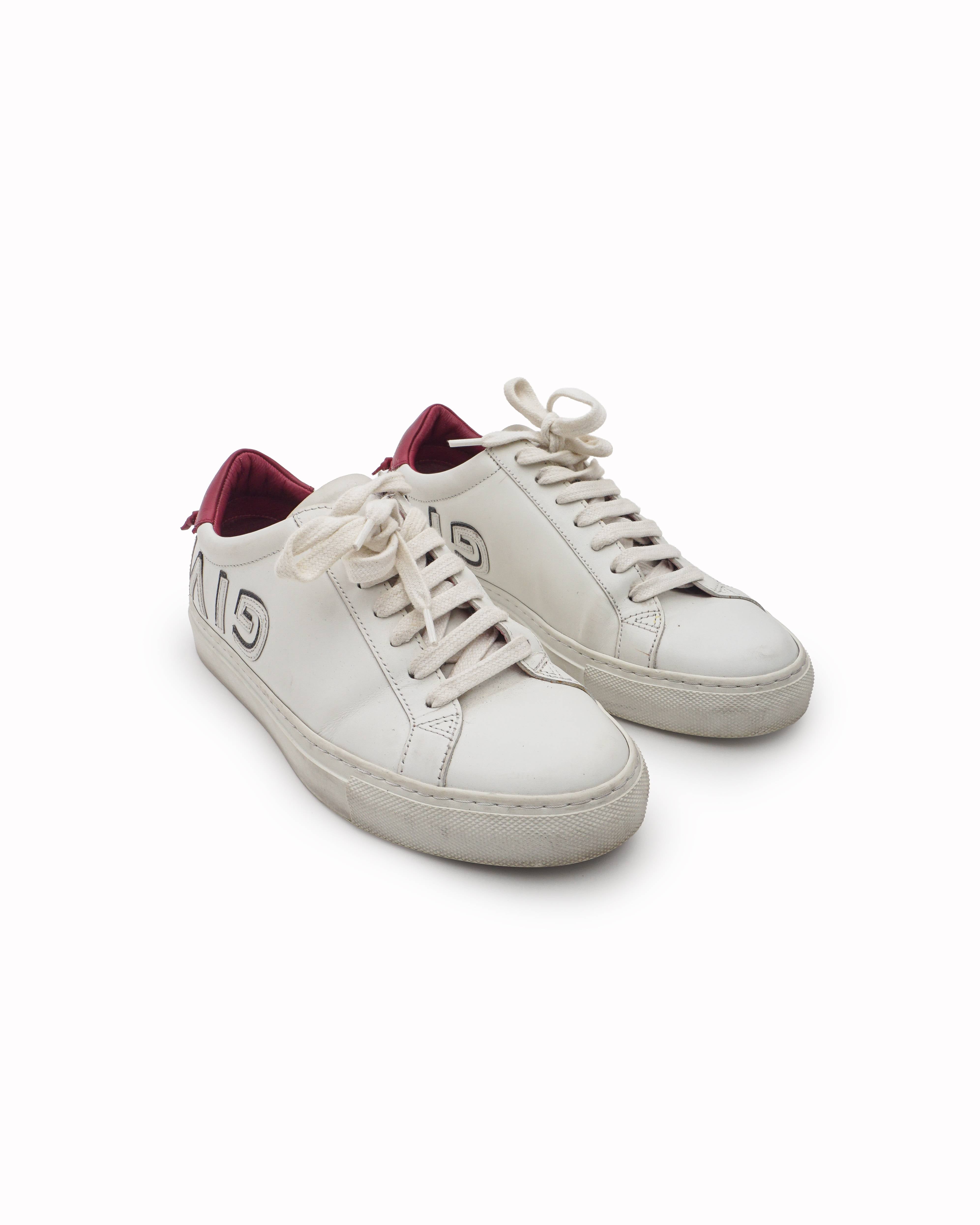 Givenchy White Leather Urban Street Logo Applique Low-Top Sneakers