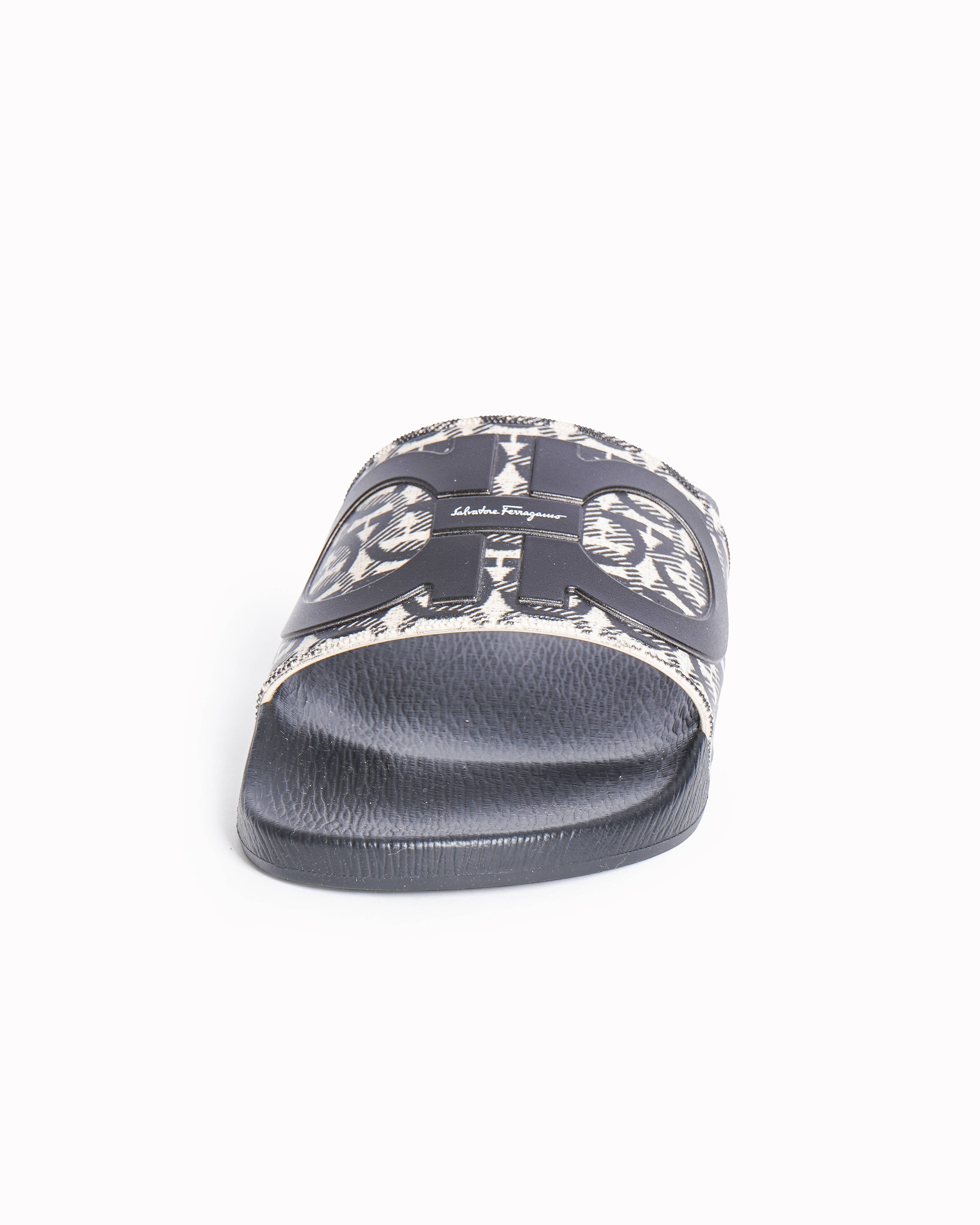 Salvatore Ferragamo Gancini Two Tone Rubber Pool Slide