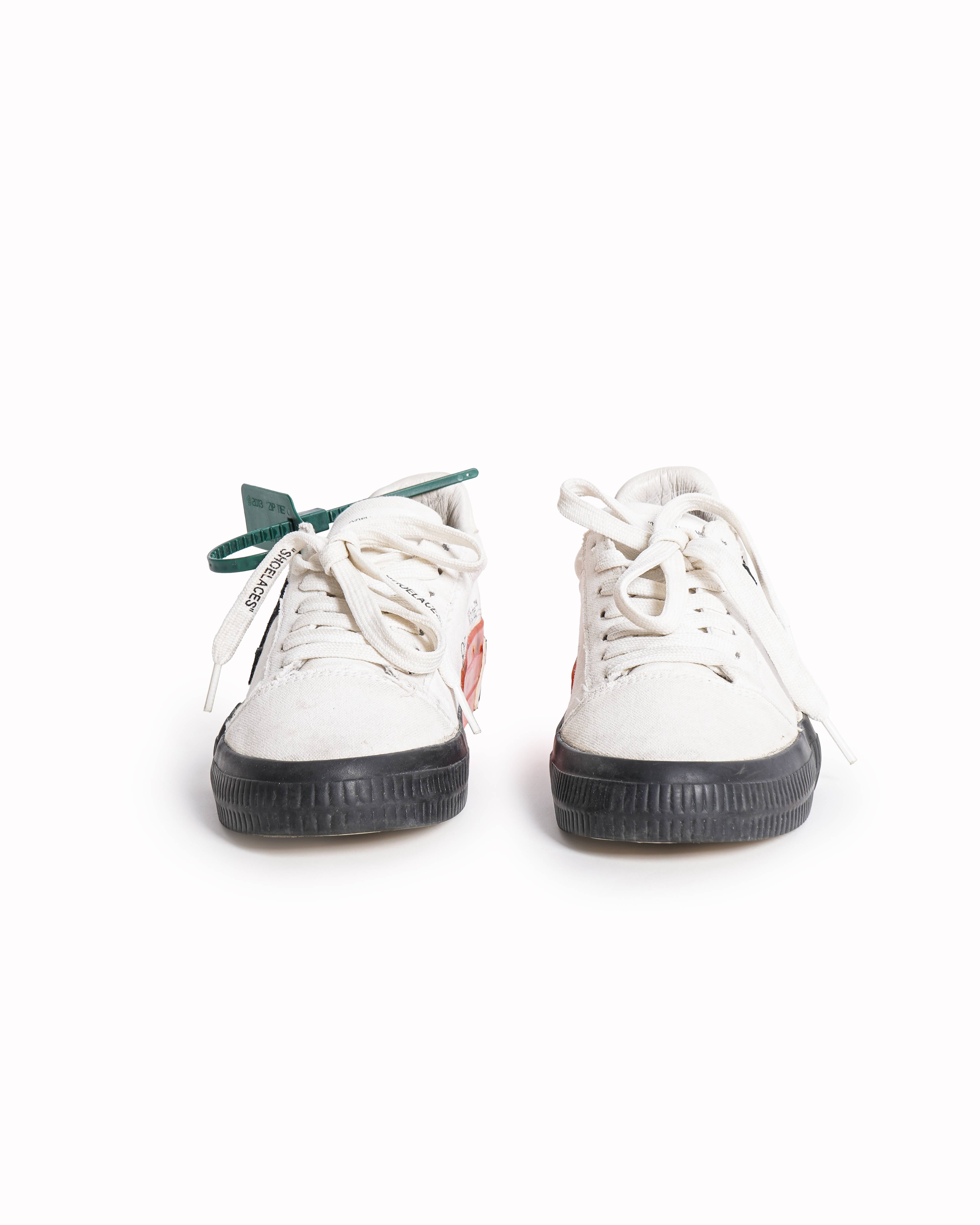 Off-White Low Vulcanized Canvas Sneakers