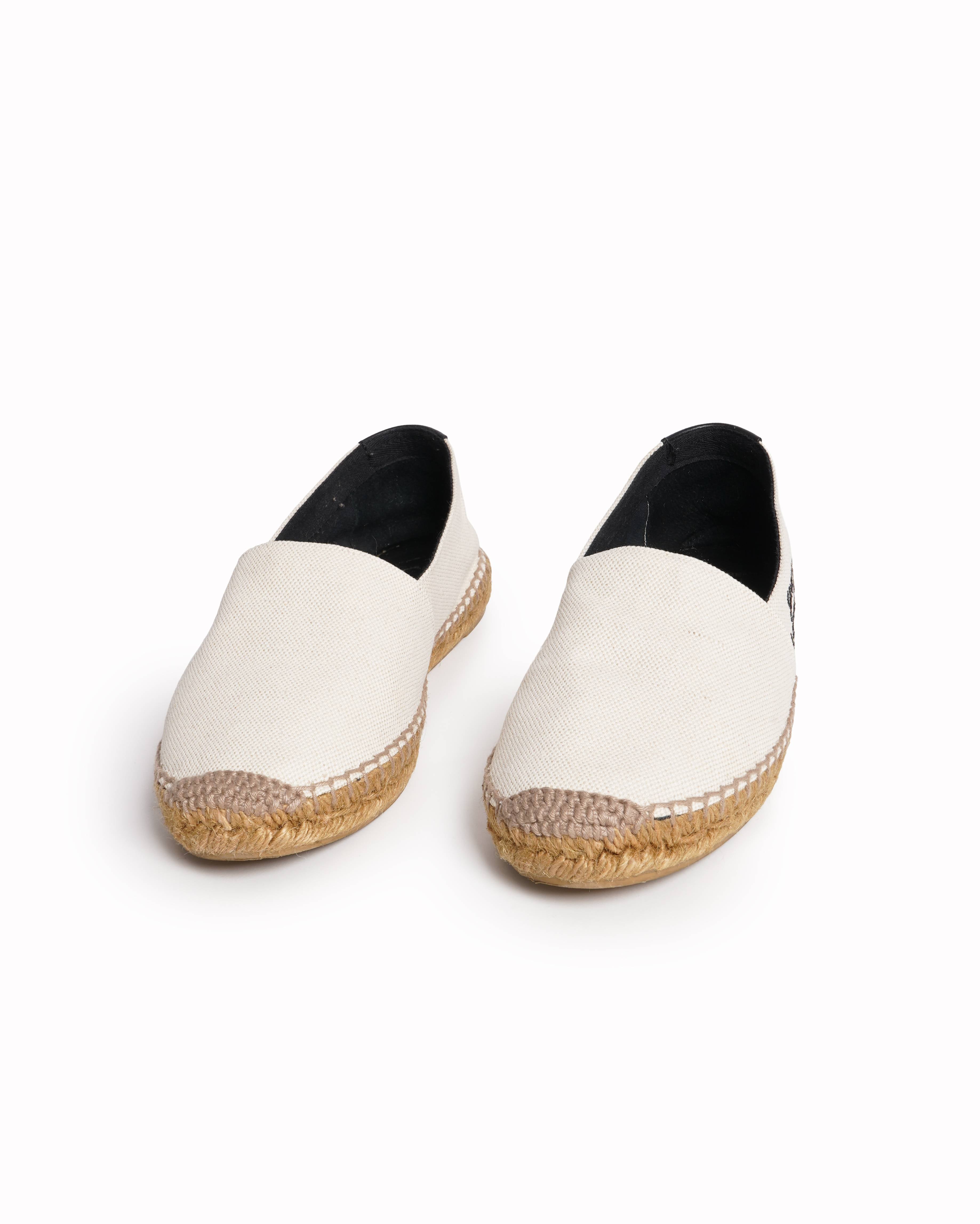 Saint Laurent Beige
Cloth Slip-on espadrilles