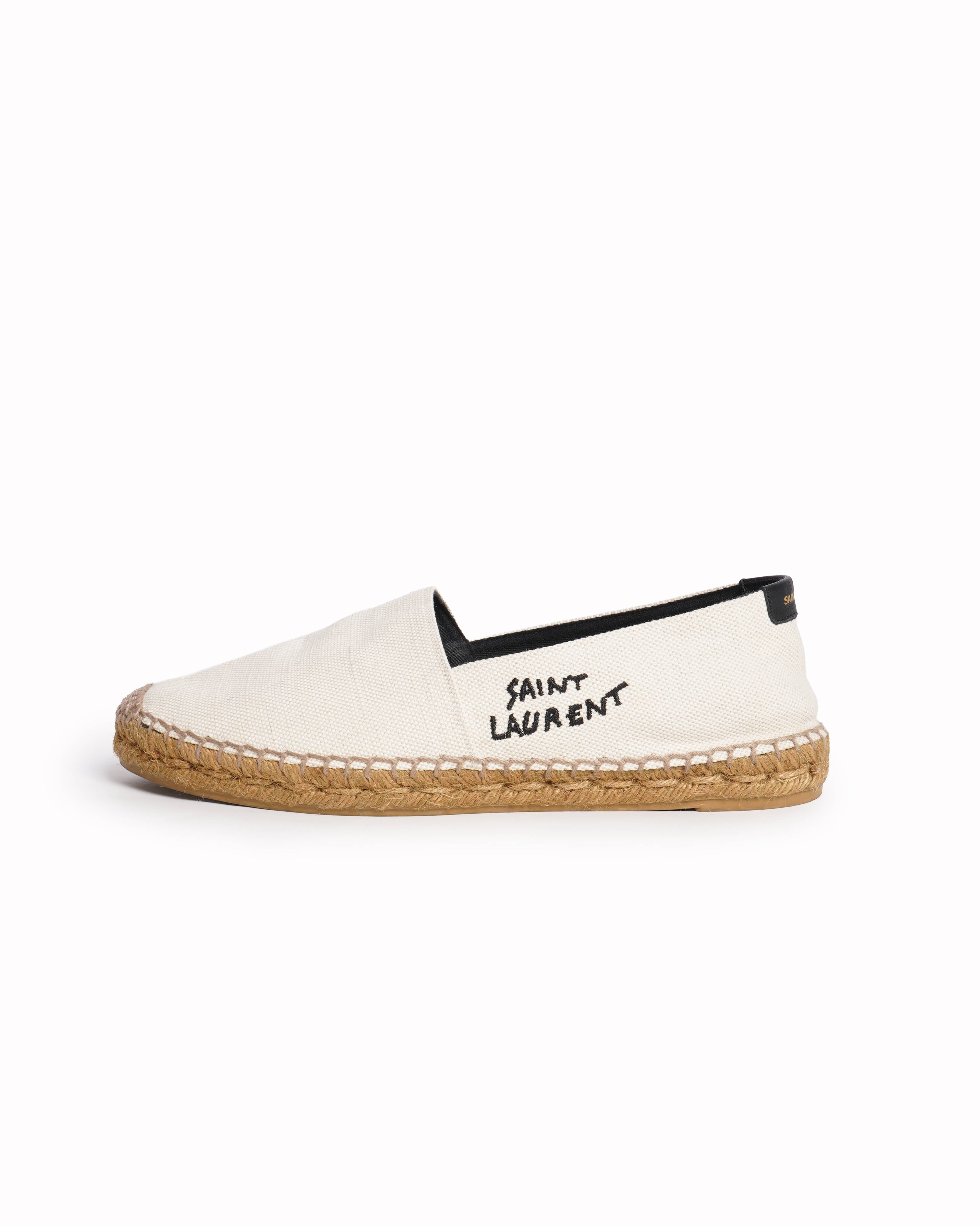 Saint Laurent Beige
Cloth Slip-on espadrilles