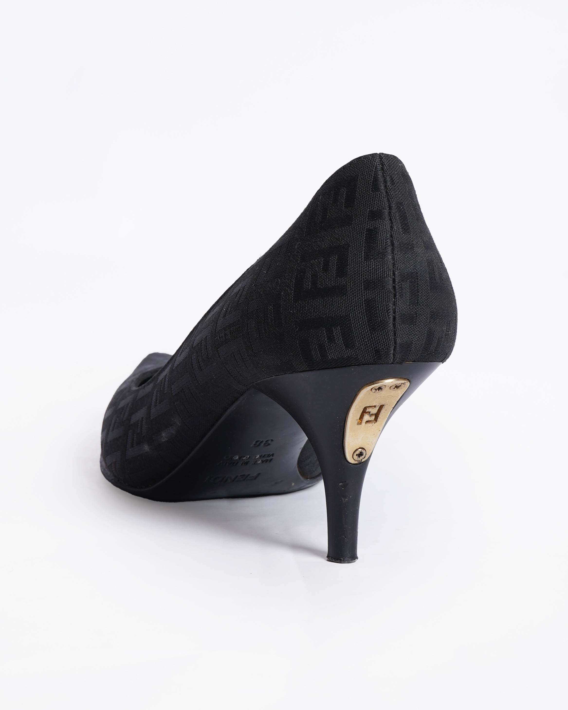 Fendi Monogram Pumps In Black