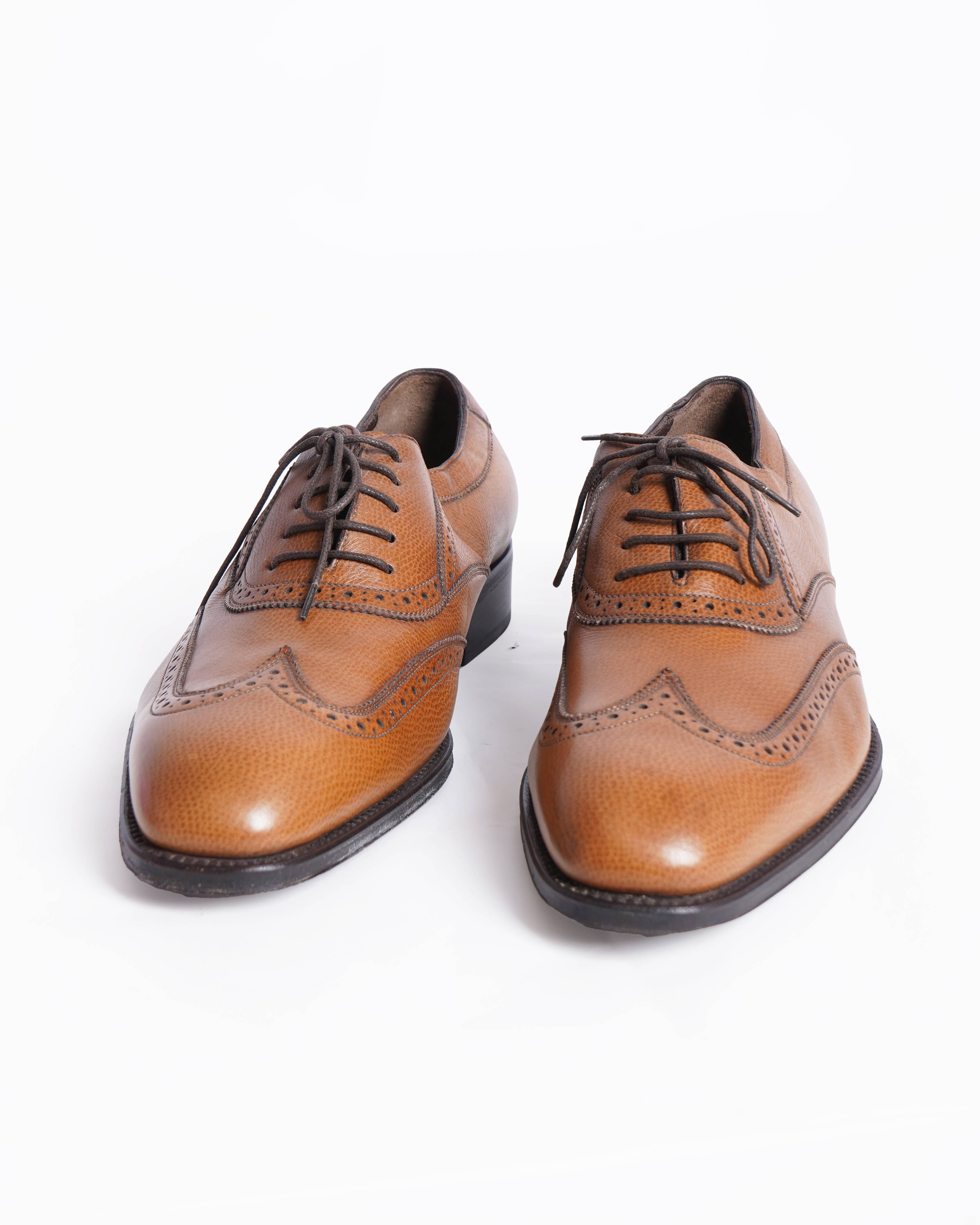 Salvatore Ferragamo Lace Up Leather shoes in Brown