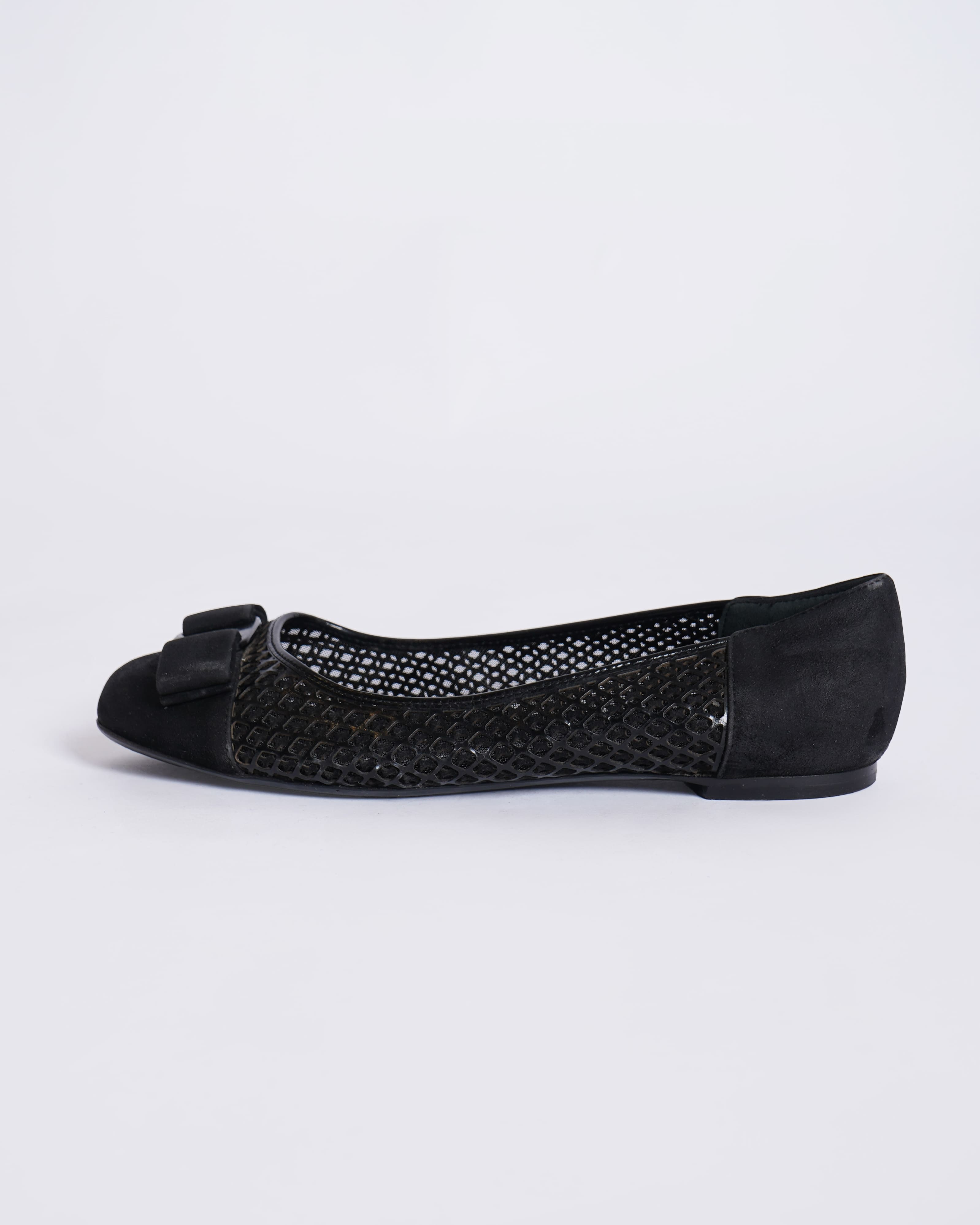Salvatore Ferragamo Vara Black Leather Ballet Flats